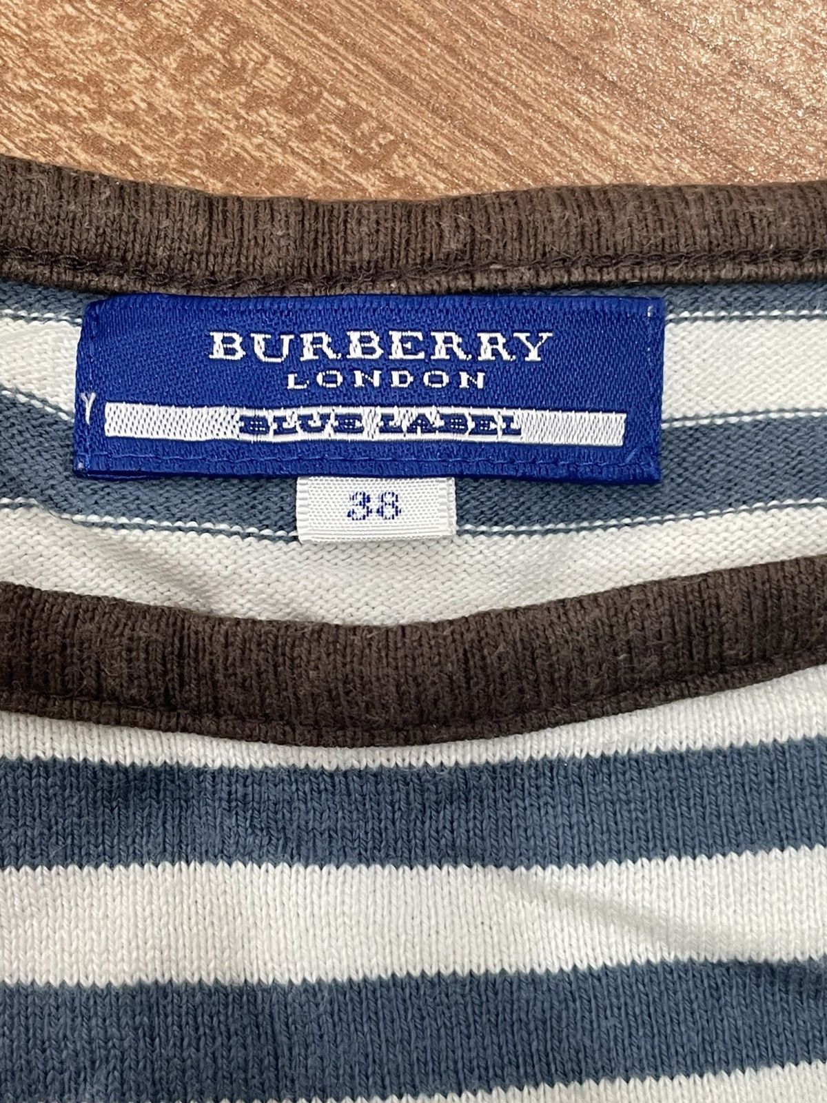 Burberry Burberry Long Tshirt Size XS / US 0-2 / IT 36-38 - 3 Thumbnail