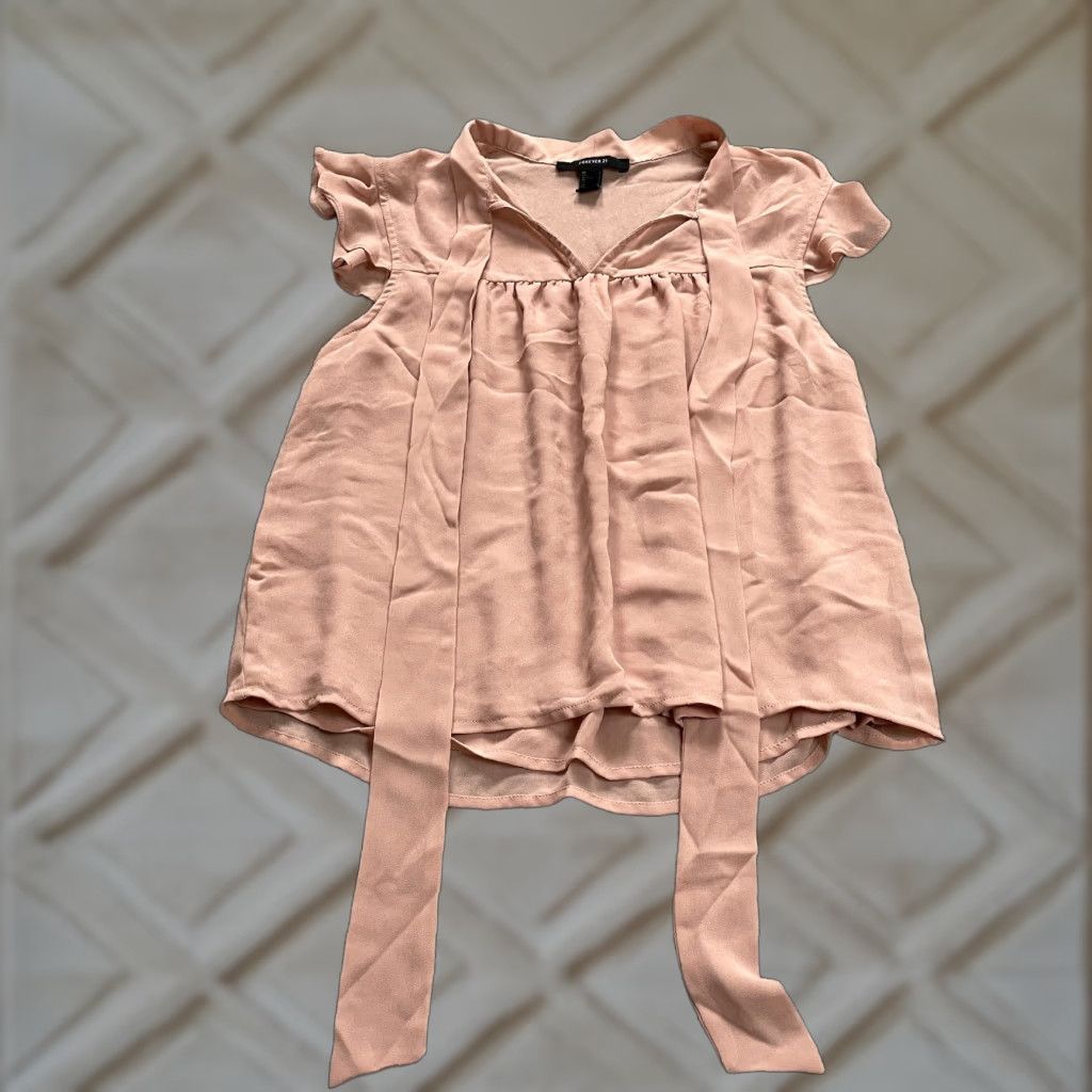 Forever 21 FOREVER 21 Blouse Shirt Womens Small Pink Cropped Straps Lightweight Top Size S / US 4 / IT 40 - 1 Thumbnail