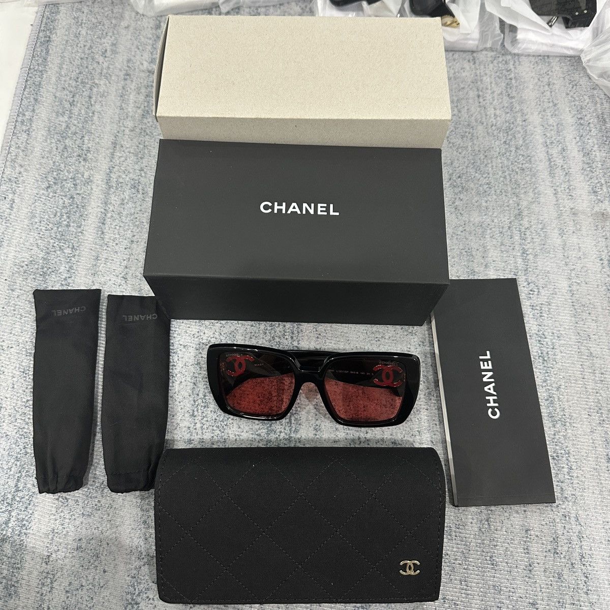 Chanel CHANEL 0CH5541 1231D7 SUNGLASSES Size ONE SIZE - 2 Thumbnail