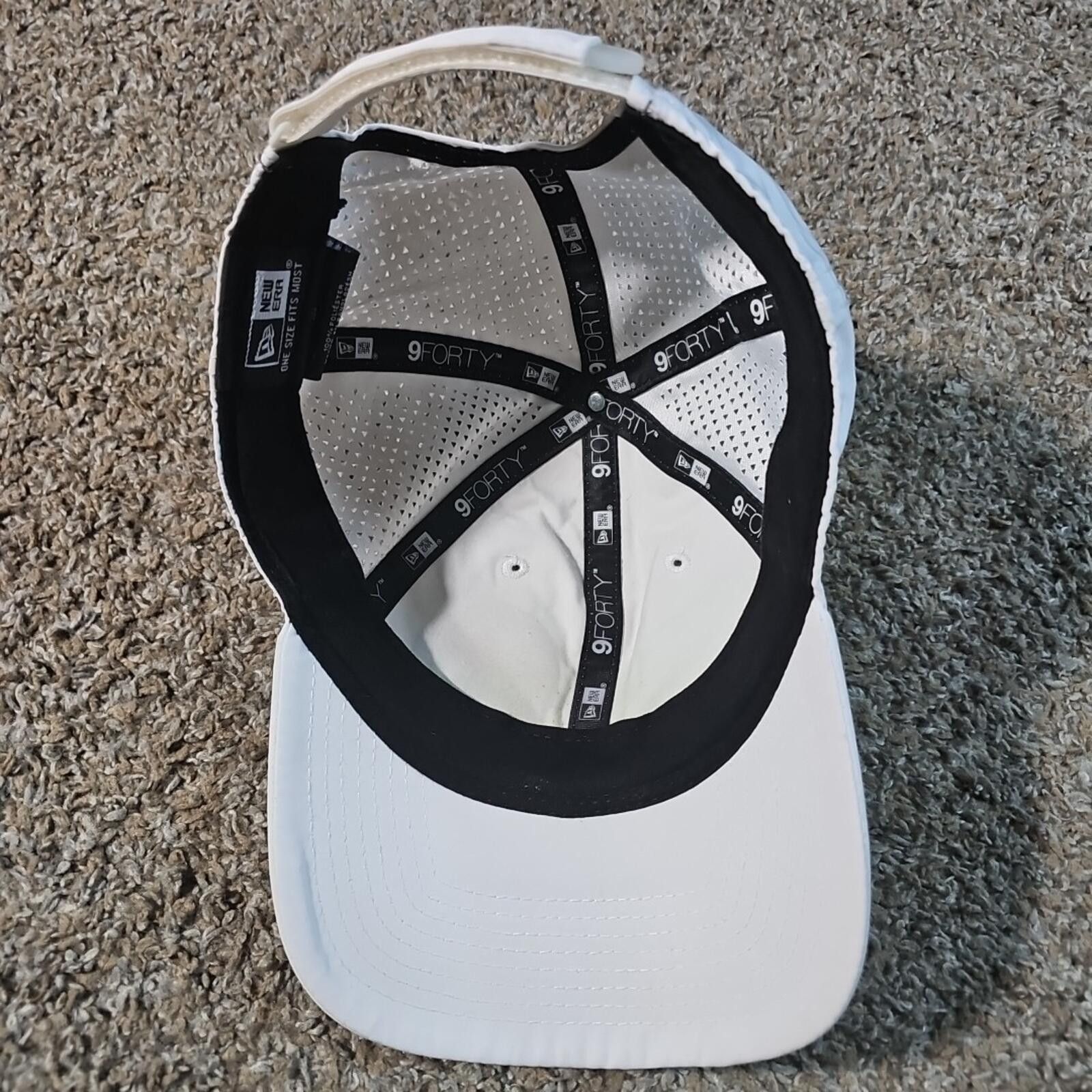 New Era Latitude 42⁰ North New Era 9forty Hat Hook & Loop Strap Size ONE SIZE - 6 Thumbnail
