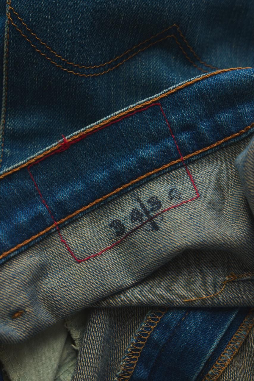 Levi's Vintage 2000s Levi's RED Zipper Denim Jeans 34x34 Size US 34 / EU 50 - 7 Thumbnail