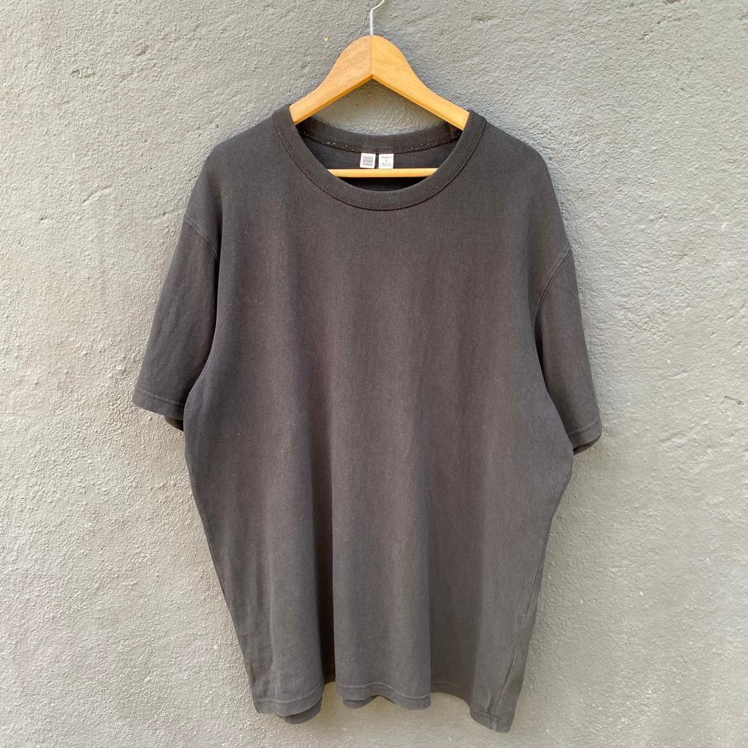 Lemaire × Uniqlo Thrashed Faded Christophe Lemaire X Uniqlo Tee Size US XL / EU 56 / 4 - 1 Thumbnail