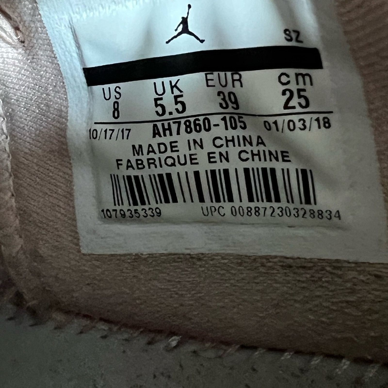 Jordan Brand Nike Air Jordan 11 Retro Rose Gold Women’s Size 8 NICE Size US 8 / IT 38 - 10 Thumbnail