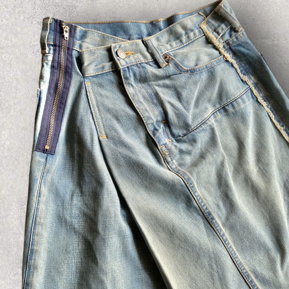Comme des Garcons AW04 Back-to-front denim skirt Size 27" / US 4 / IT 40 - 4 Thumbnail