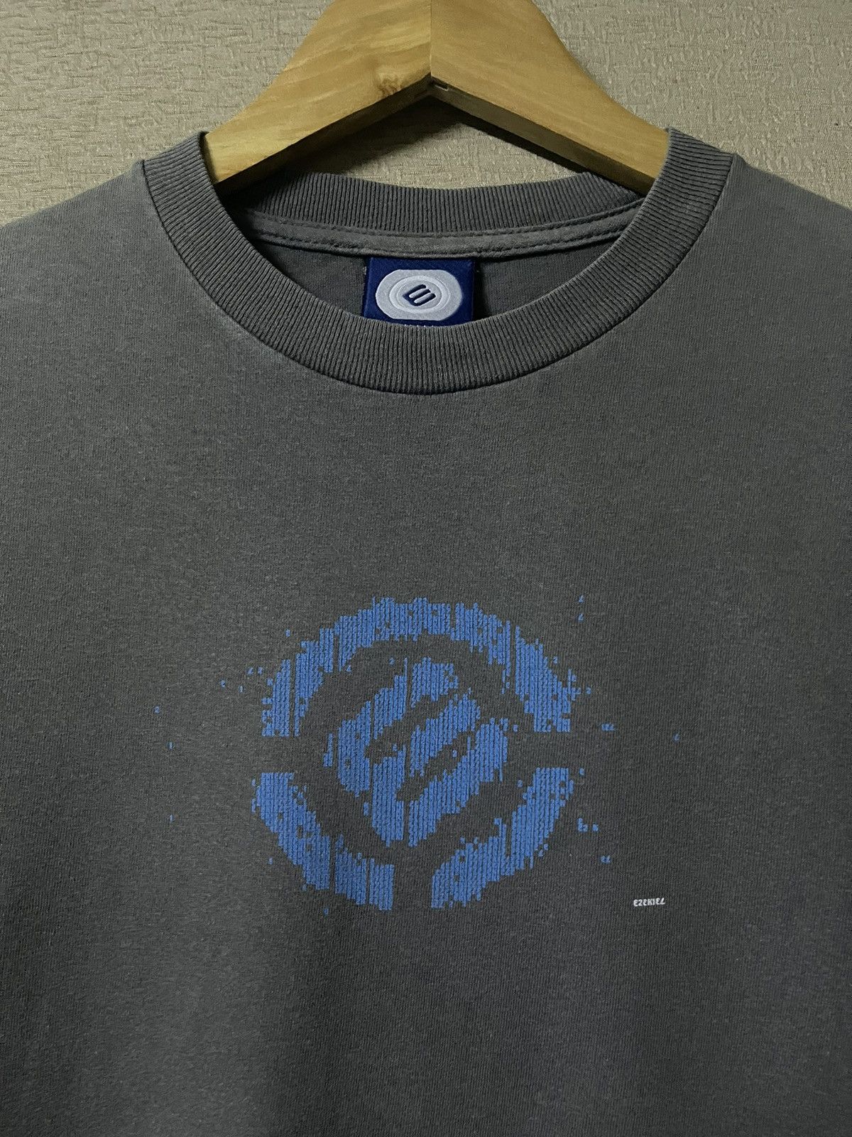 Ezekiel Vintage Ezekiel Classic Logo Skateboard Tshirt Size US S / EU 44-46 / 1 - 2 Thumbnail