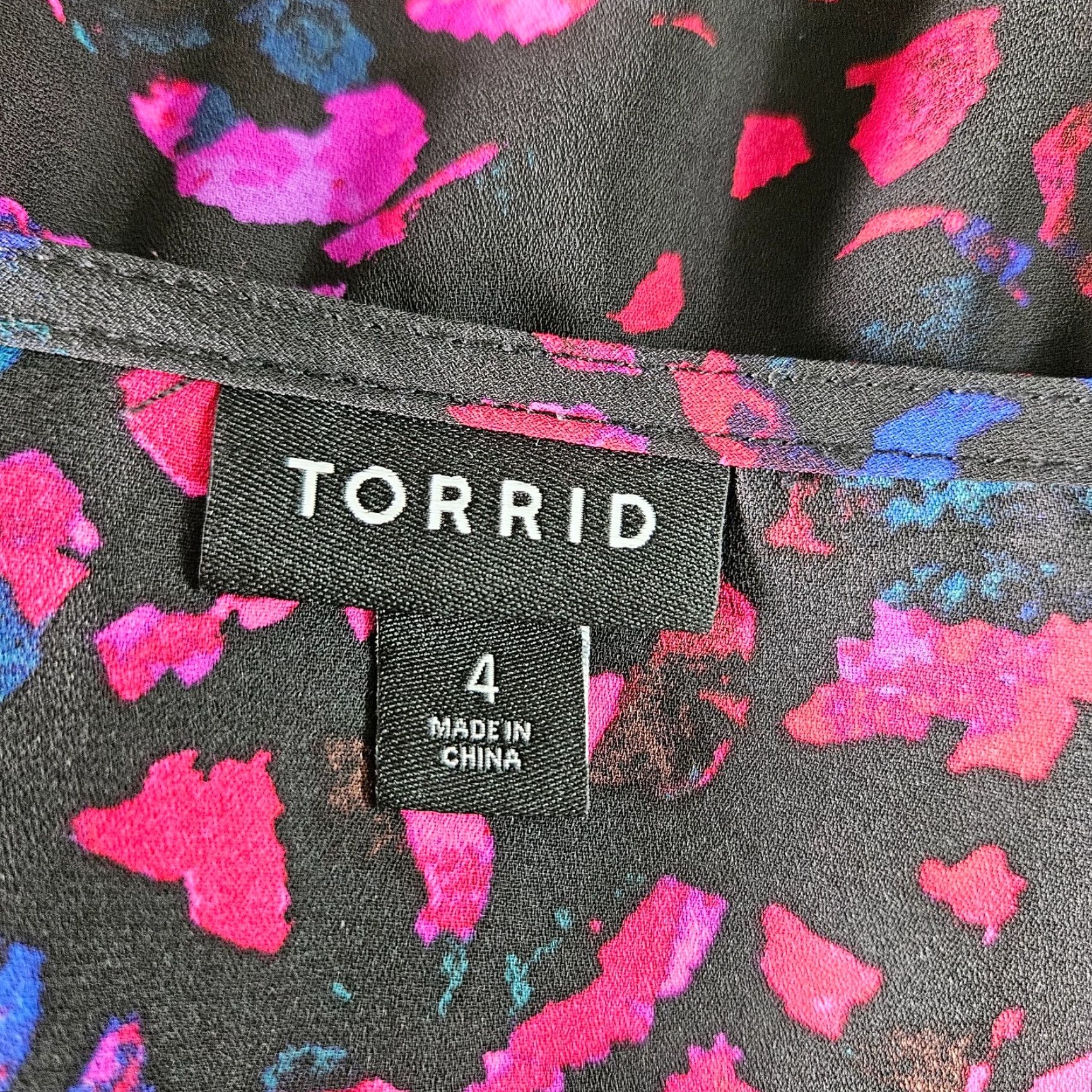 Torrid Torrid Womens Top Blouse 4X Black Pink 3/4 Sleeve V-Neck Womens Size XXL / US 16-18 / IT 52-54 - 5 Thumbnail
