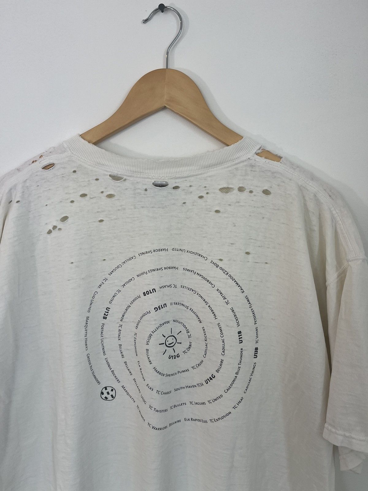 Vintage Vintage 1999 Summer Solstice Thrashed Tee Size US L / EU 52-54 / 3 - 6 Thumbnail