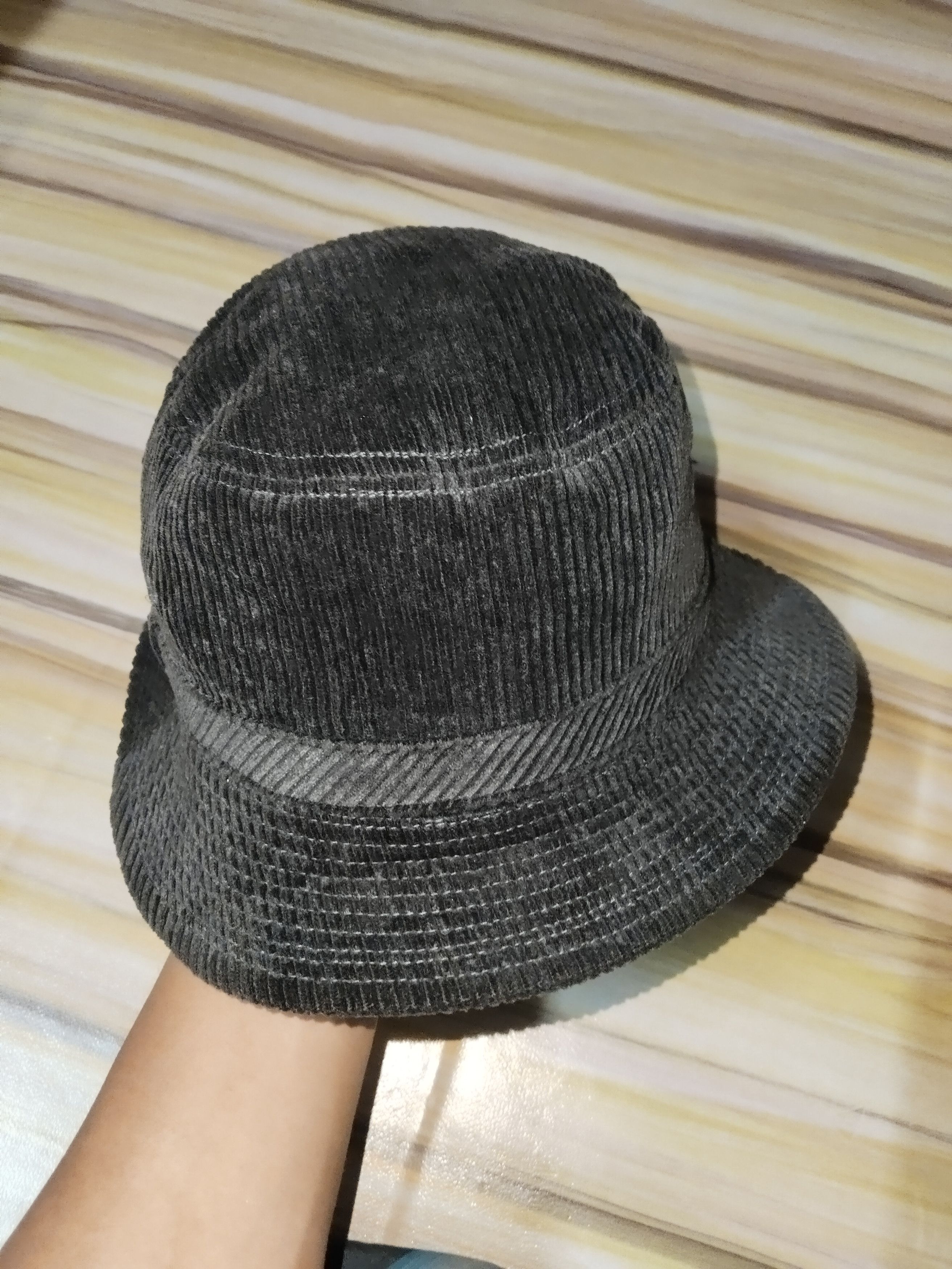 Pierre Balmain PIERRE BALMAIN VENT VENT Corduroy Bucket Hat Size ONE SIZE - 4 Thumbnail