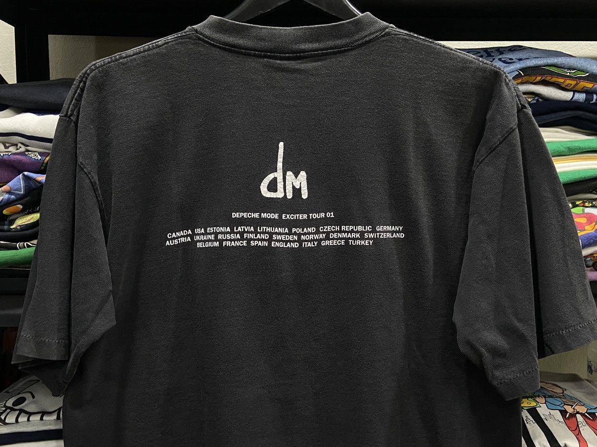 Band Tees 2001s Depeche Mode Alternative rock New wave Tour TShirt Size US L / EU 52-54 / 3 - 9 Thumbnail