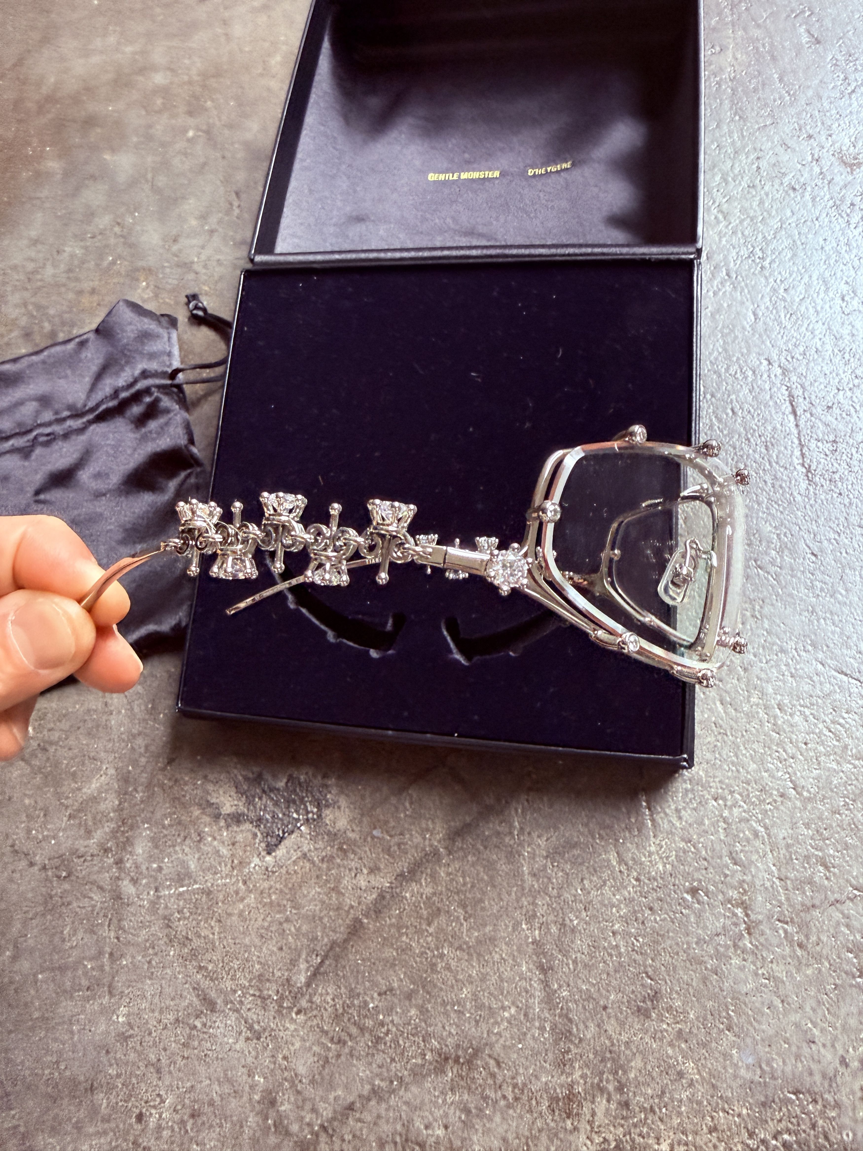 Gentle Monster 2023 GENTLE MONSTER X D’HEYGERE NWT TIARA 02 Size ONE SIZE - 7 Thumbnail