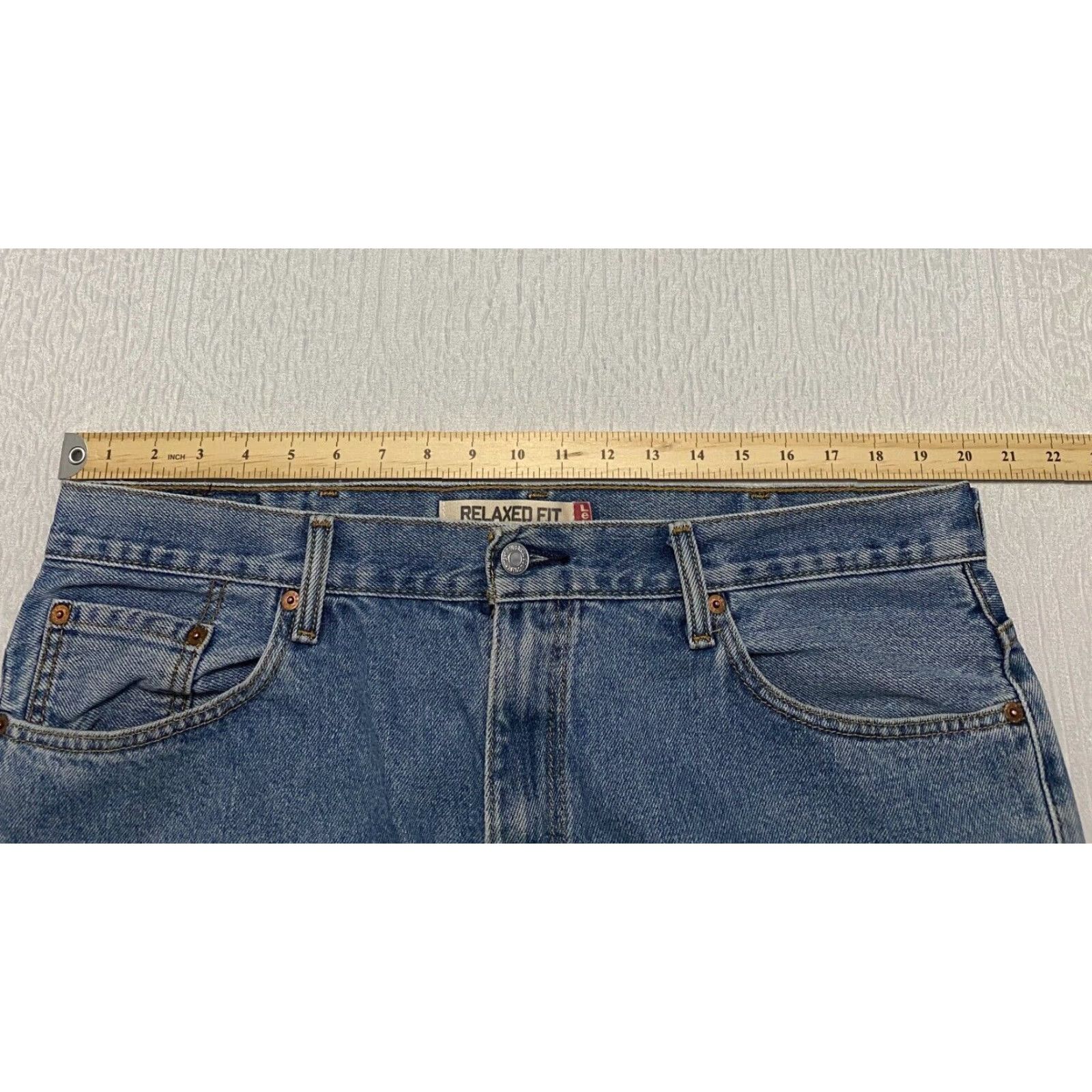 Levi's VINTAGE Levi's 550 Relaxed Fit Jeans 40x30 Blue Denim 100% Cotton Men Straight 5-Pocket Style 550 Series Jeans Size US 40 / EU 56 - 7 Thumbnail