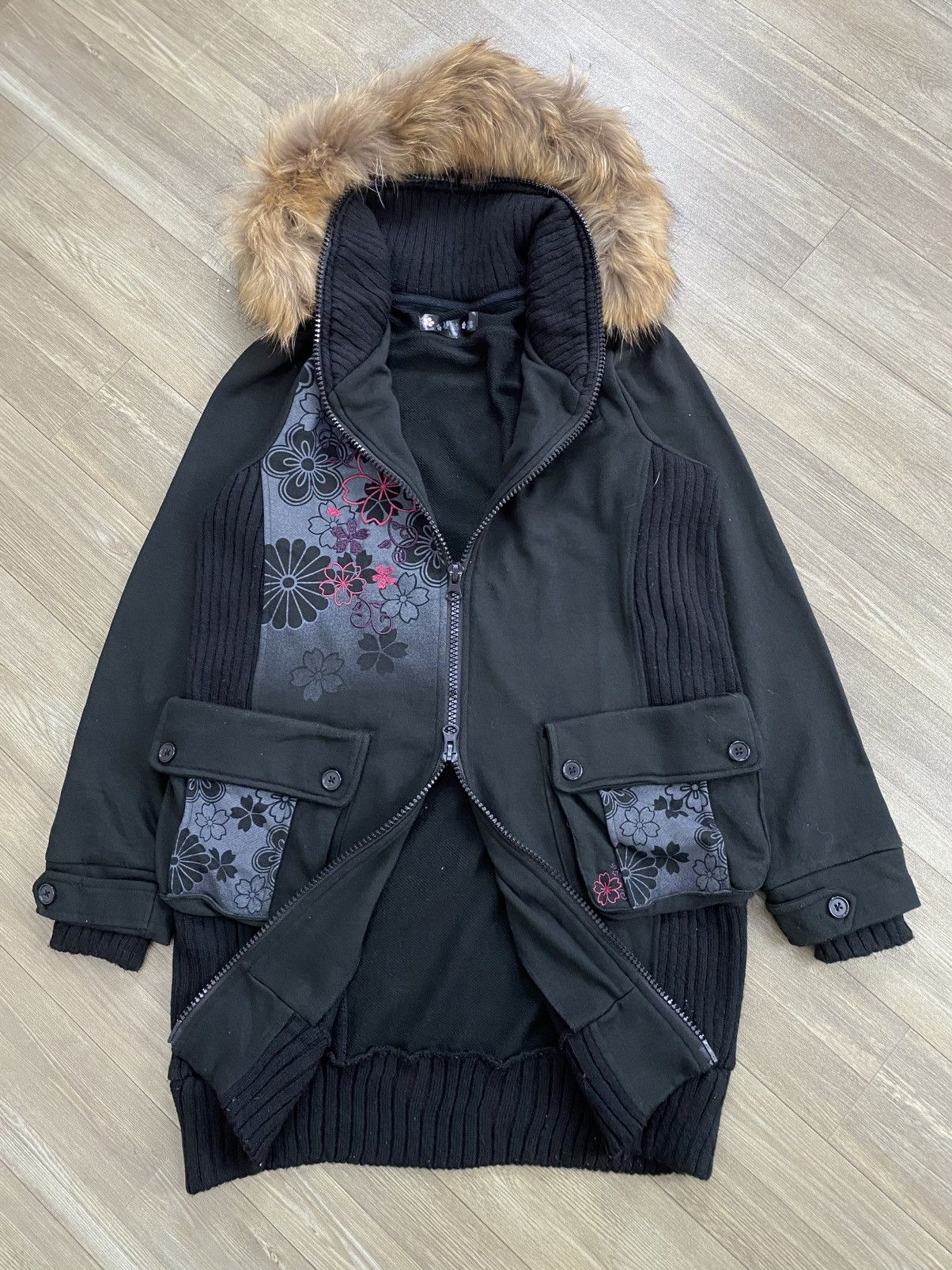 Karakuri Tamashii 2000s Miyabi Florals Ifsixwasnine Lgb Style Fur Bono Jacket Size US L / EU 52-54 / 3 - 3 Thumbnail
