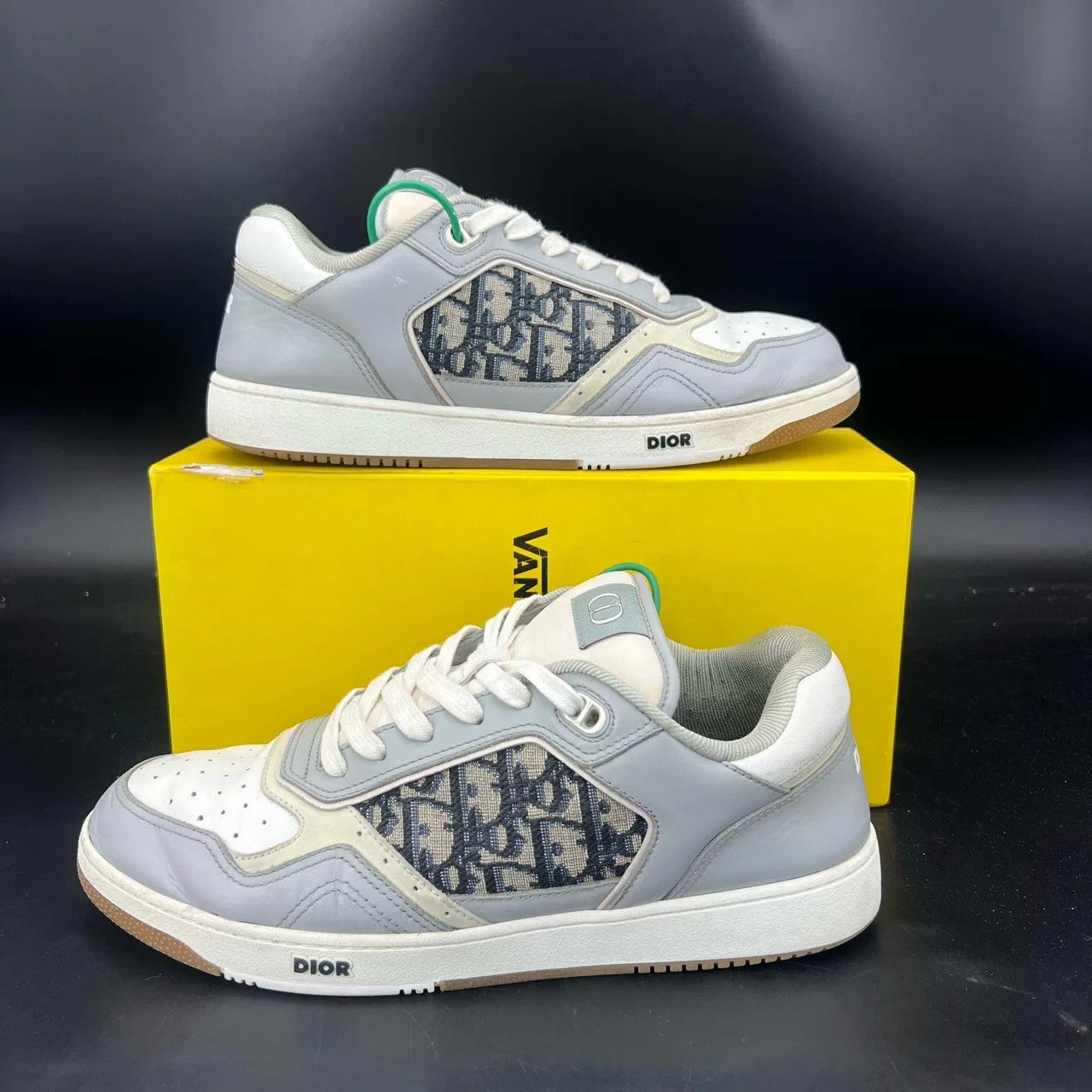 Dior Dior B27 Gray/White 42.5 Size US 9.5 / EU 42-43 - 3 Thumbnail