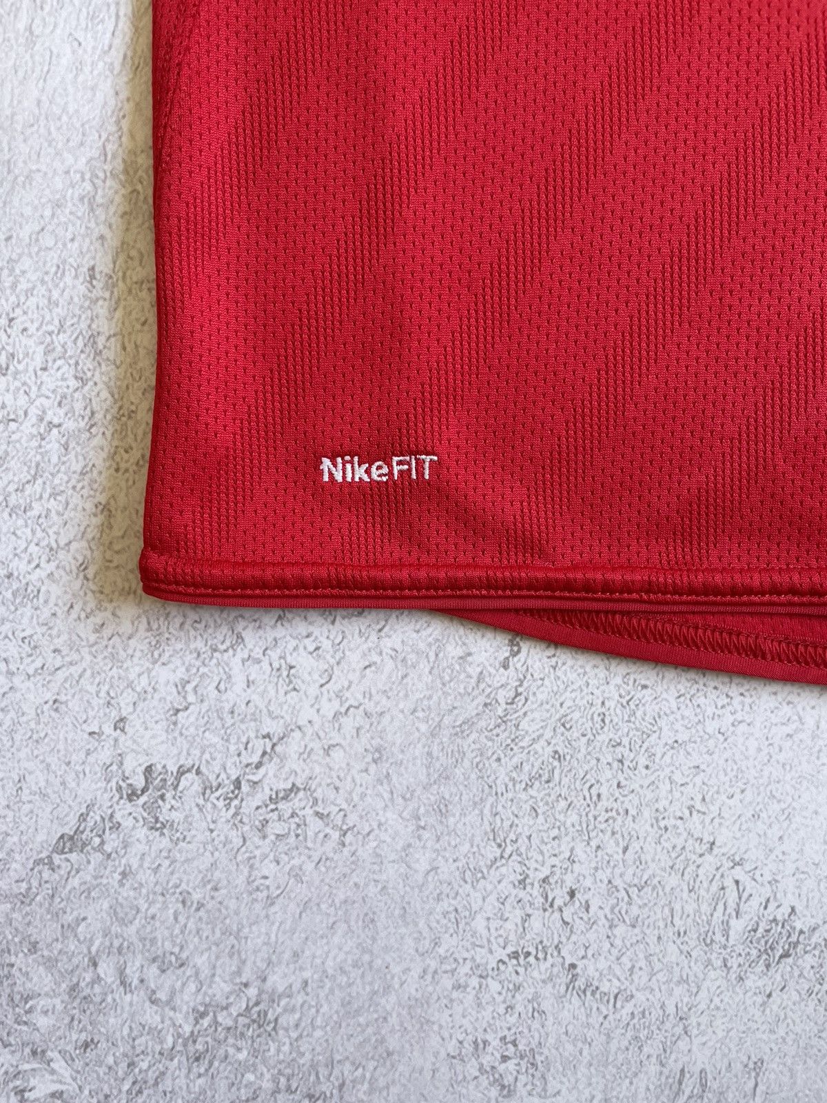 Vintage Nike Manchester United 2007/2009 Home Soccer #17 Ashar Size US M / EU 48-50 / 2 - 12 Thumbnail