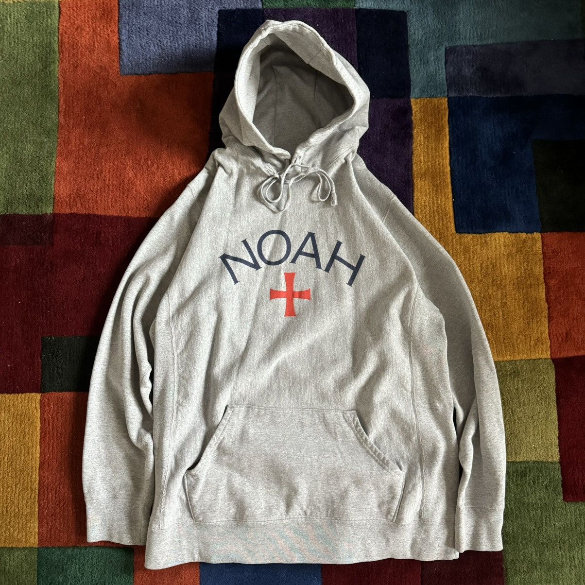 Image of Noah Grey Logo Hoodie 22.5X28.5, Men's (Size XL)