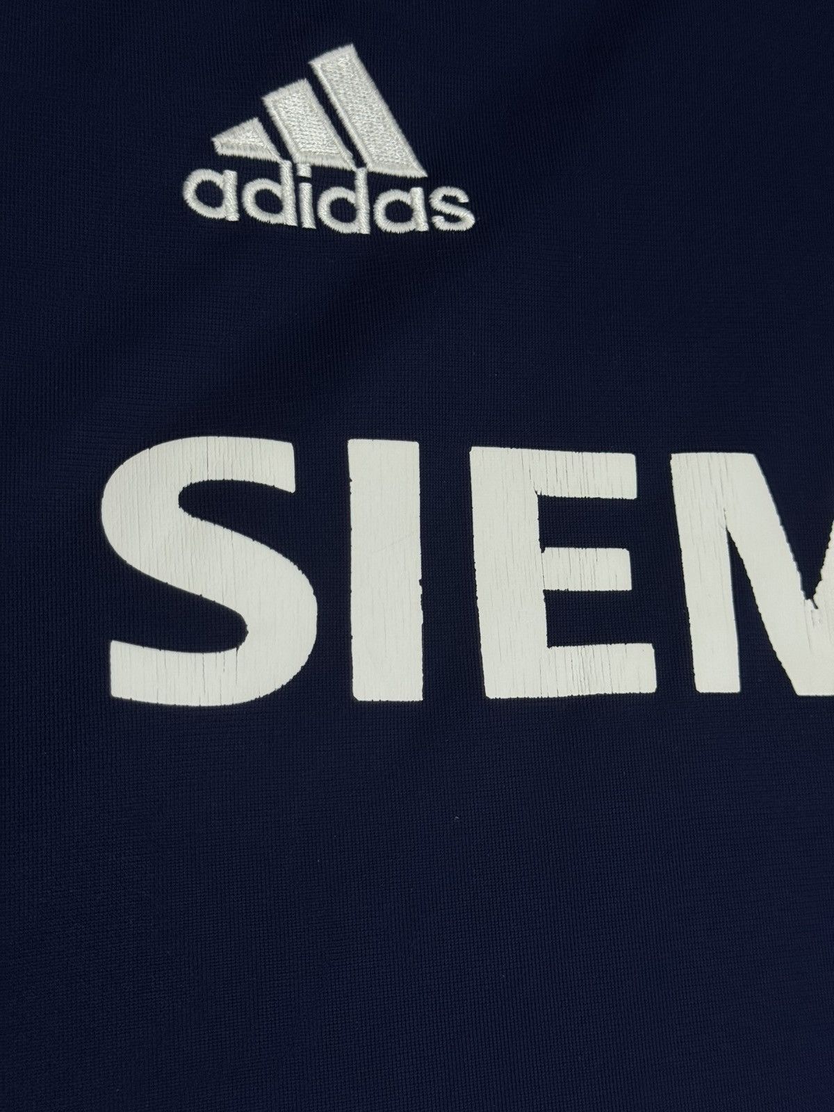 Adidas Adidas Real Madrid FC 2005/06 Away Football Shirt Size US L / EU 52-54 / 3 - 11 Thumbnail