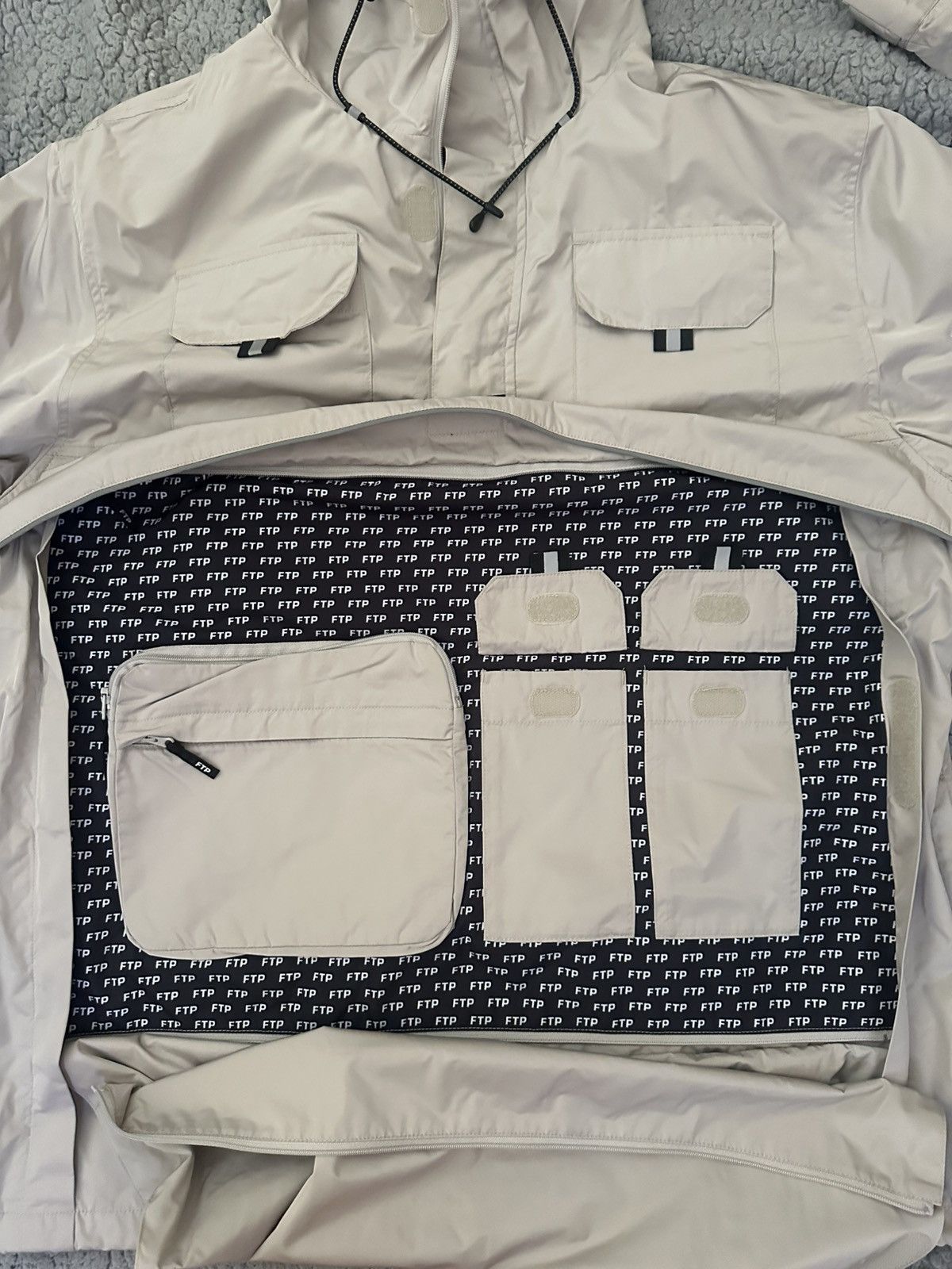 Fuck The Population FTP HIDDEN CARGO ANORAK NEW XL Size US XL / EU 56 / 4 - 3 Thumbnail