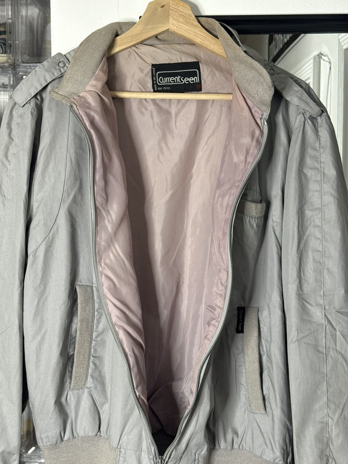 Vintage VINTAGE 1980’s Grey bomber jacket with a unique distress Size US M / EU 48-50 / 2 - 5 Thumbnail