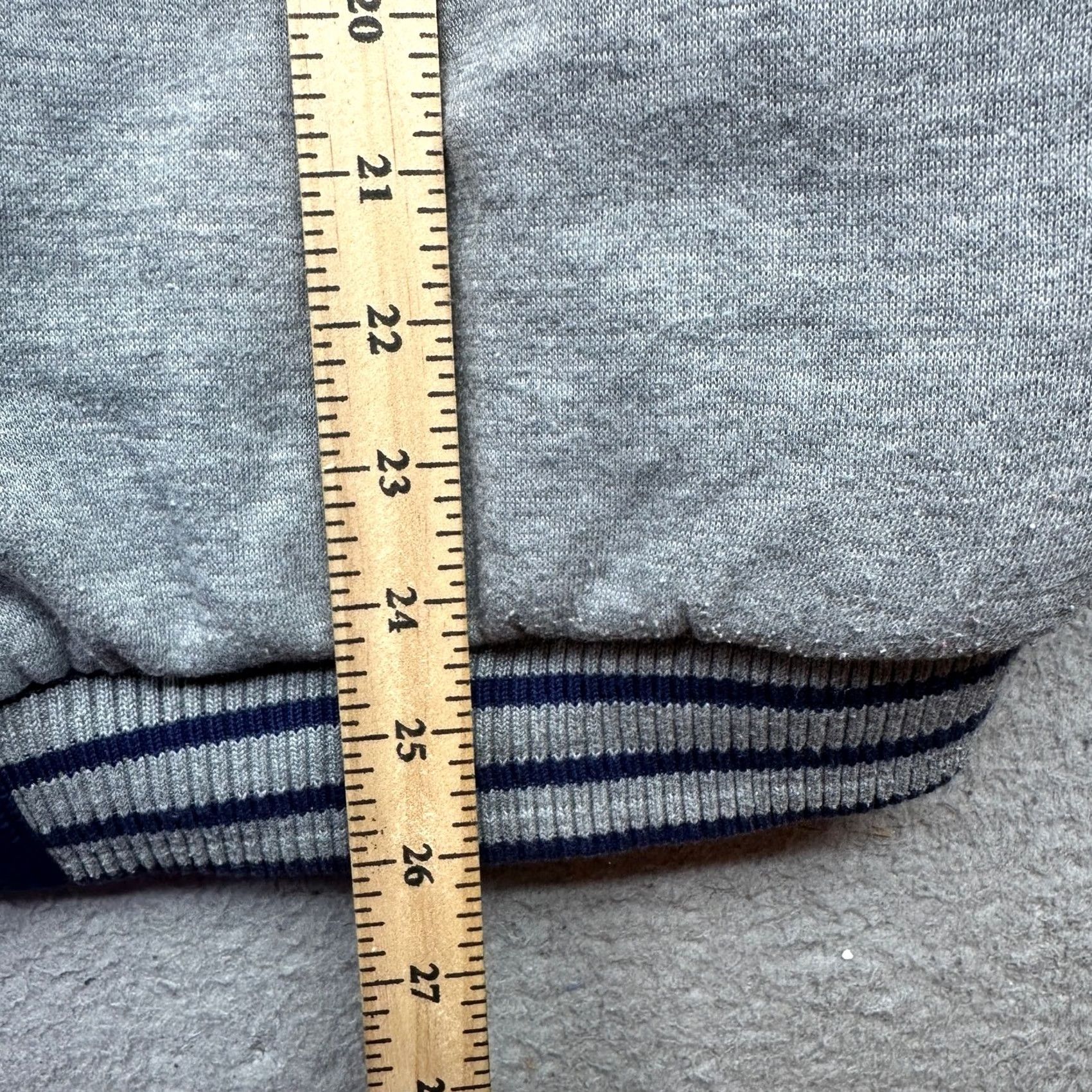 Adidas VINTAGE Adidas Reversible Nylon Jacket Hoodie Mens Large Navy Blue Gray White Full Zip Pockets Logo 90s Coat Size US L / EU 52-54 / 3 - 5 Thumbnail