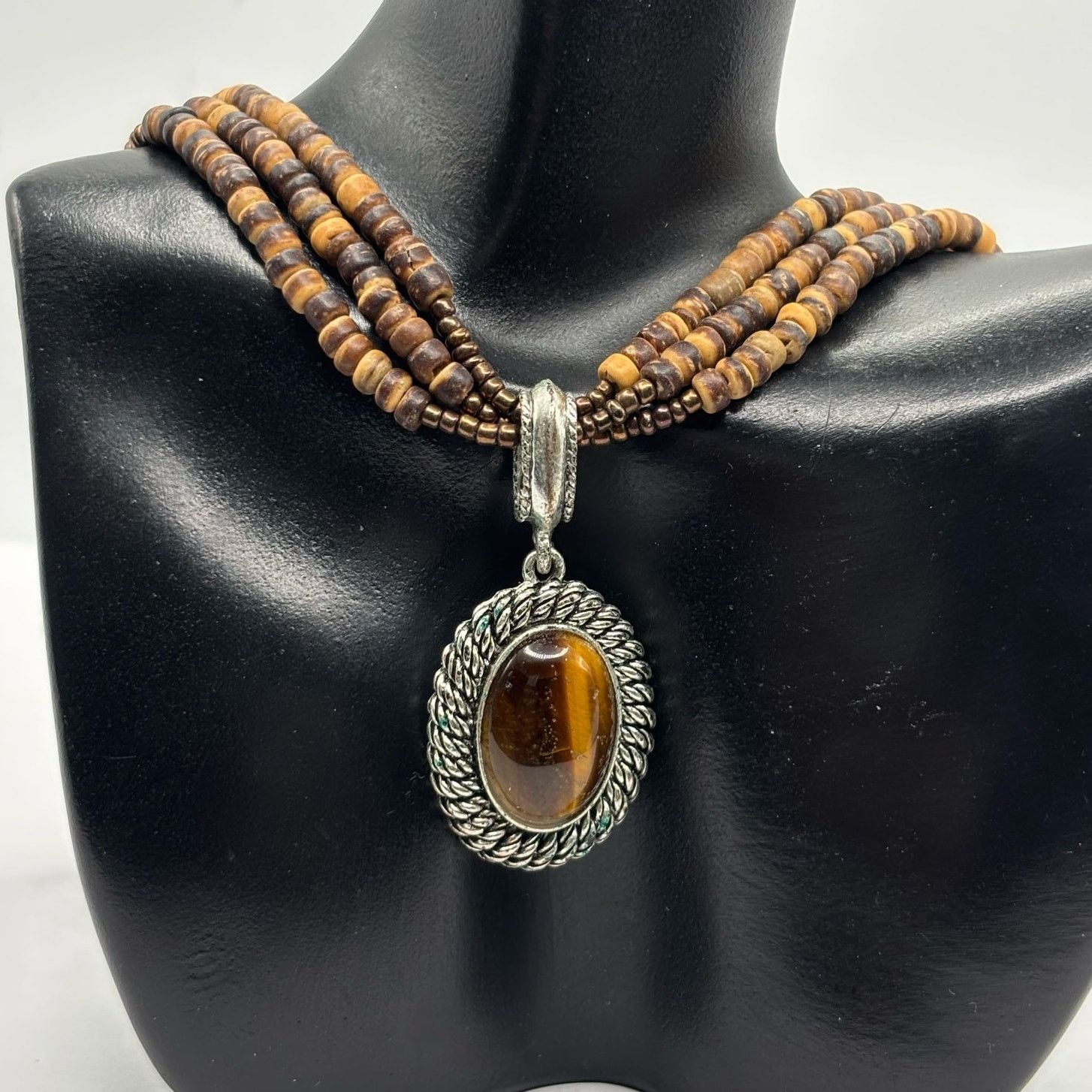 Other Vintage Brown Avon Necklace Size ONE SIZE - 1 Thumbnail