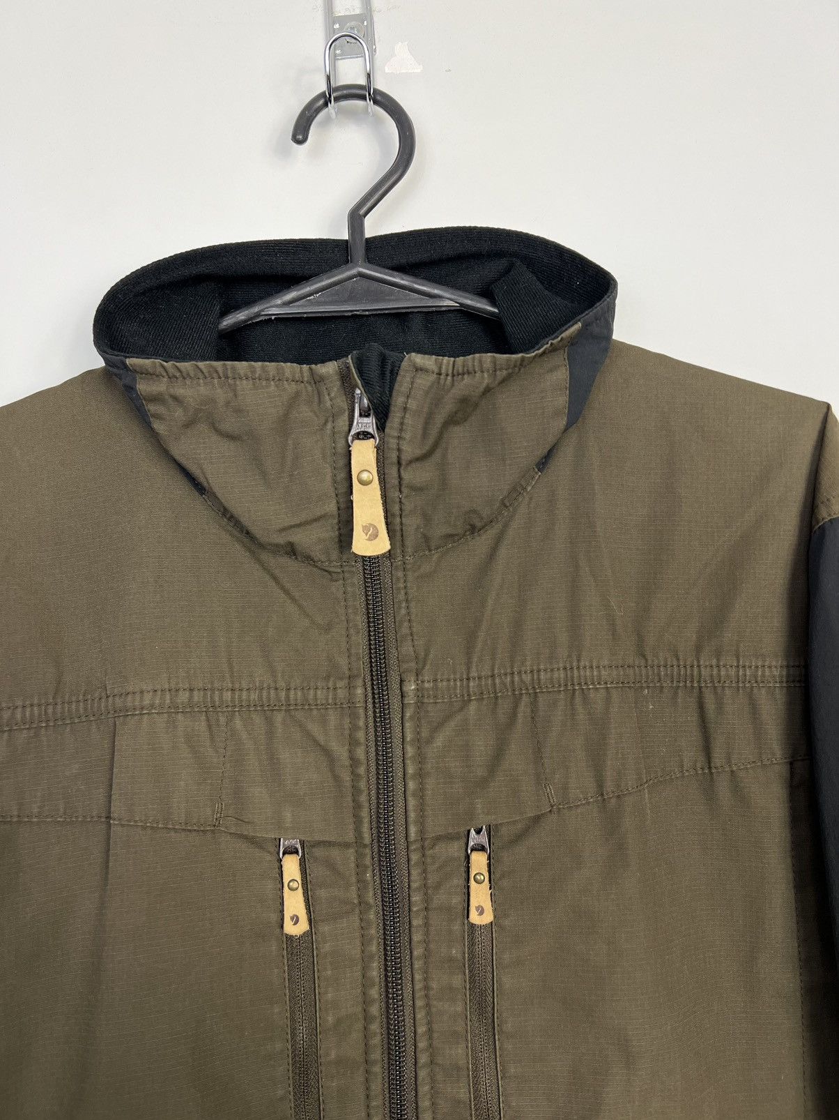 Fjallraven Jacket Fjallraven G-1000 Outdoor Multi Pocket Zipped Size US M / EU 48-50 / 2 - 3 Thumbnail