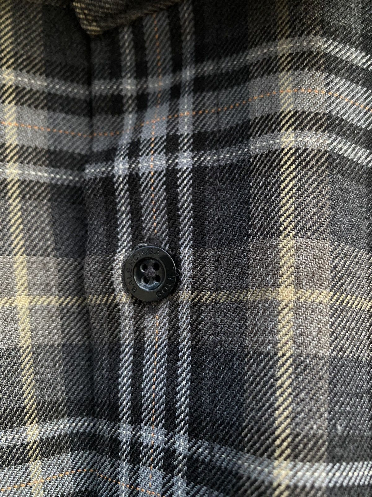 Balenciaga Vintage Balenciaga Plaid button up shirt Size US L / EU 52-54 / 3 - 6 Thumbnail