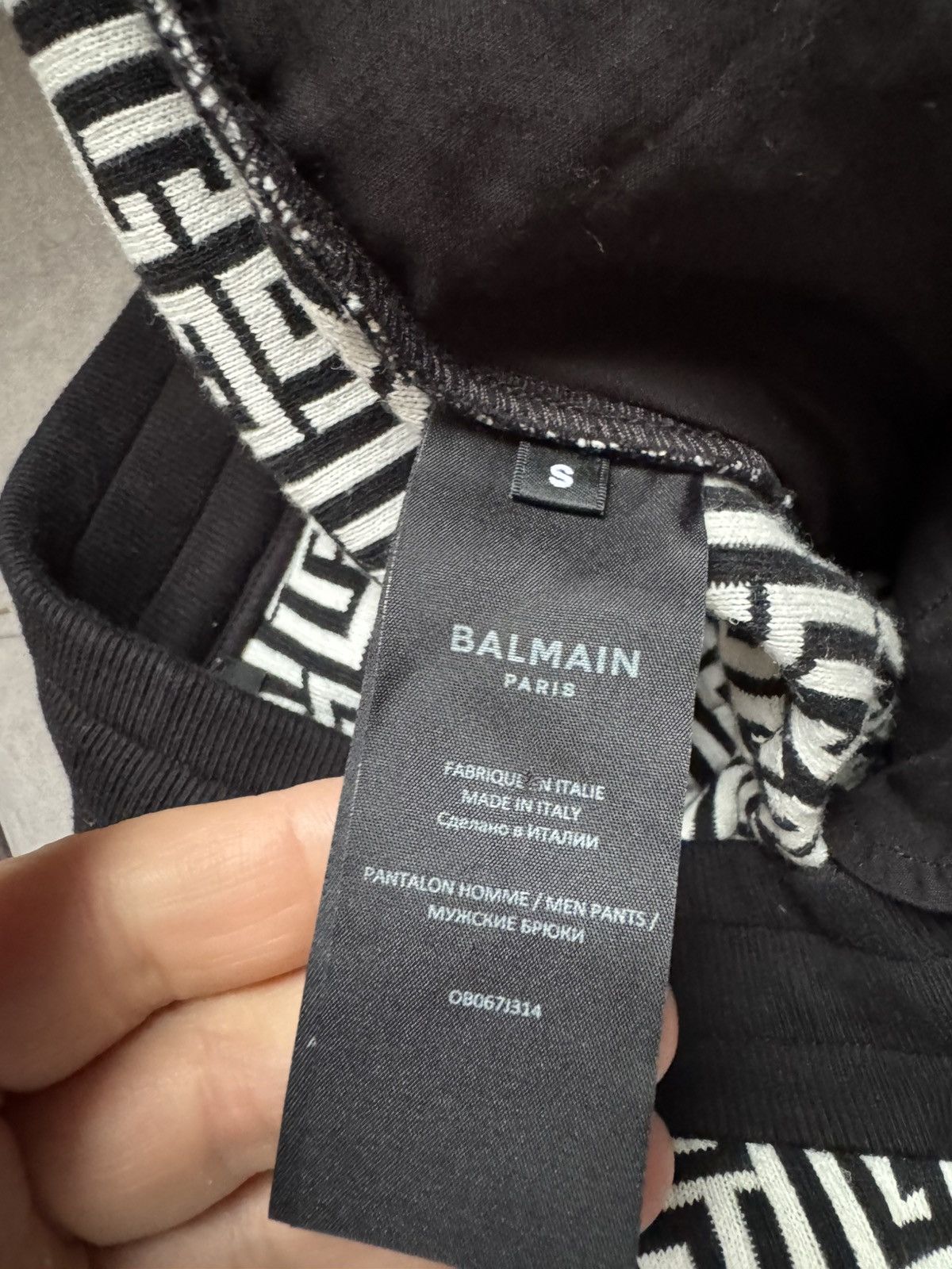 Balmain BALMAIN joggers sz S SEE REAL TAPE MEASUREMENTS IN PHOTOS Size US 29 - 13 Thumbnail