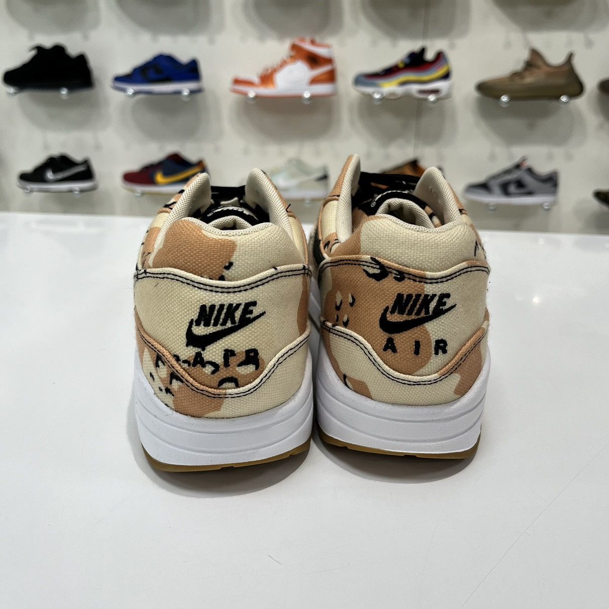 Nike Nike Air Max 1 Desert Camo Size US 9 / EU 42 - 4 Thumbnail