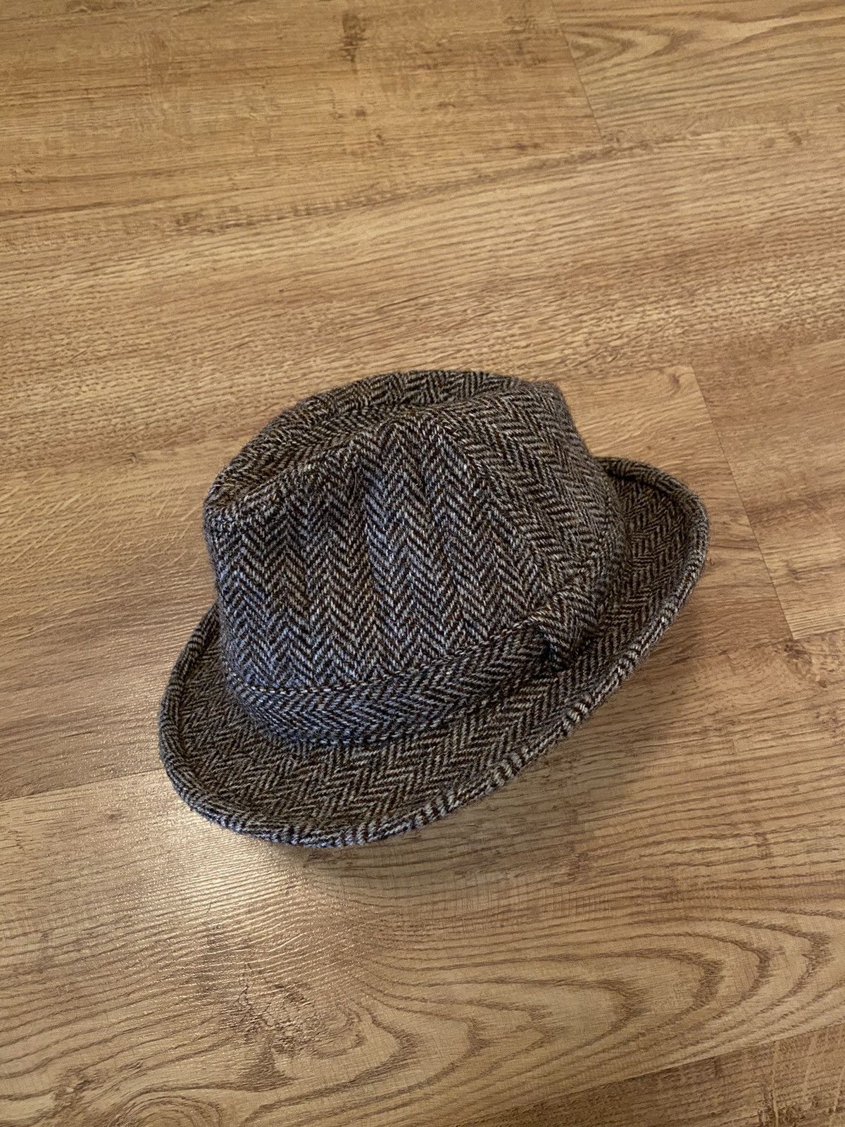 Harris Tweed Harris Tweed Hat x Vintage Size ONE SIZE - 1 Thumbnail