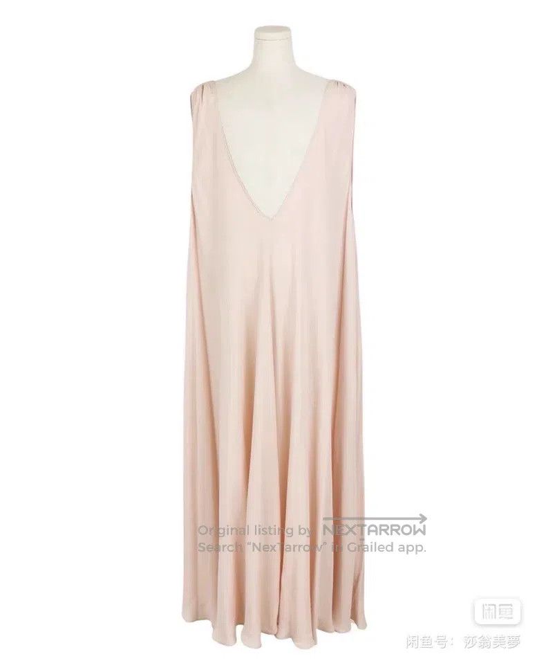Valentino Valentino Mulberry silk V-neck backless sleeveless dress Size M / US 6-8 / IT 42-44 - 1 Thumbnail