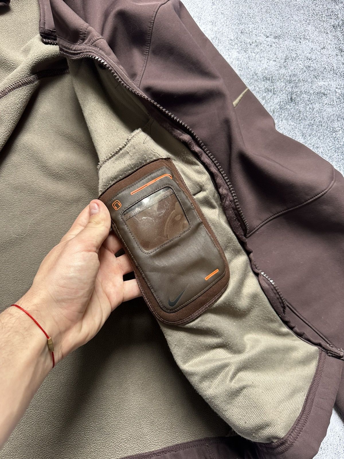 Nike Vintage Nike Jacket Technology Brown Fit Y2K Size US L / EU 52-54 / 3 - 11 Thumbnail