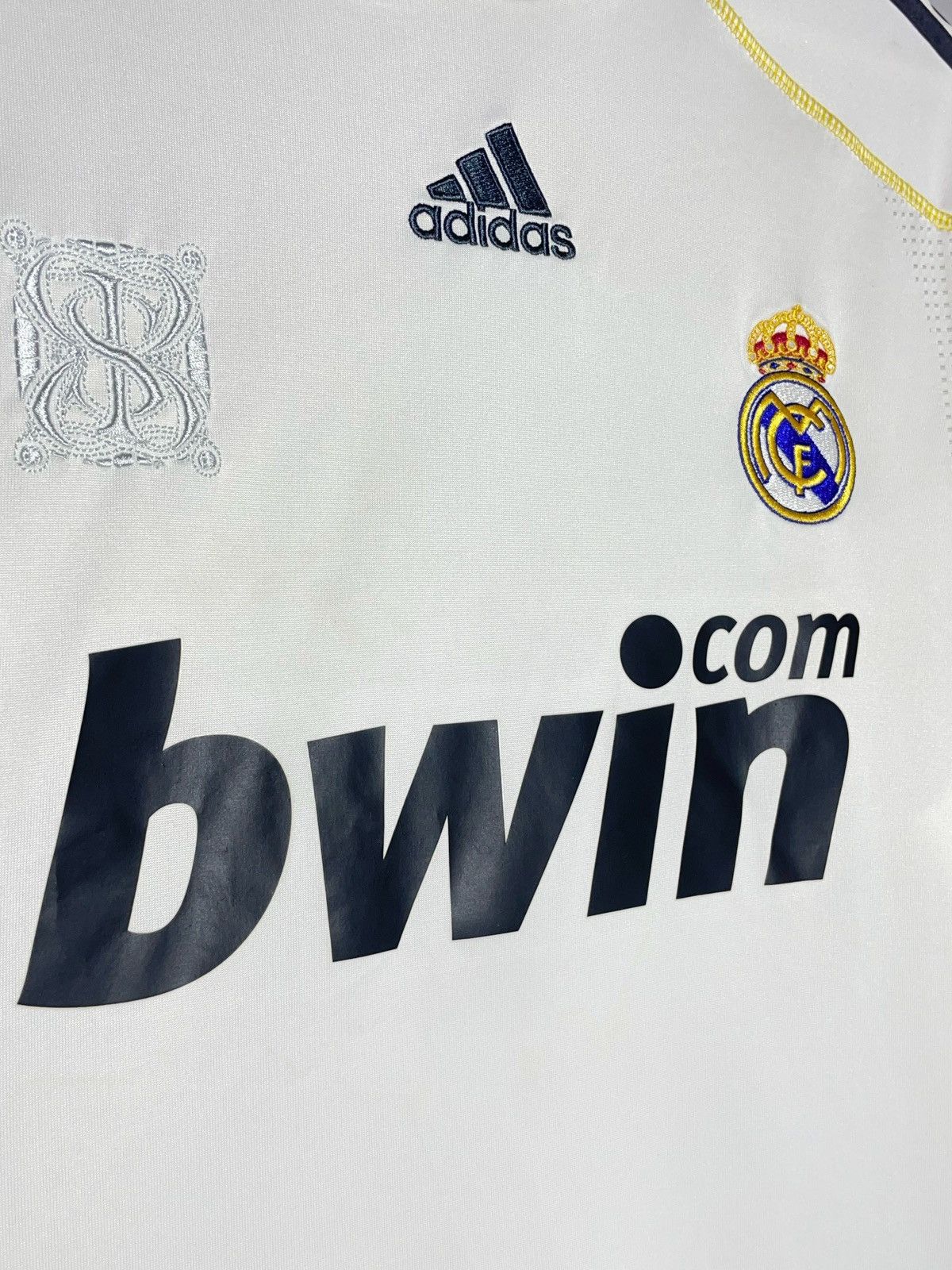 Adidas × Vintage #9 Ronaldo Real Madrid Adidas 2009/10 Home Football Kit Size US M / EU 48-50 / 2 - 8 Thumbnail