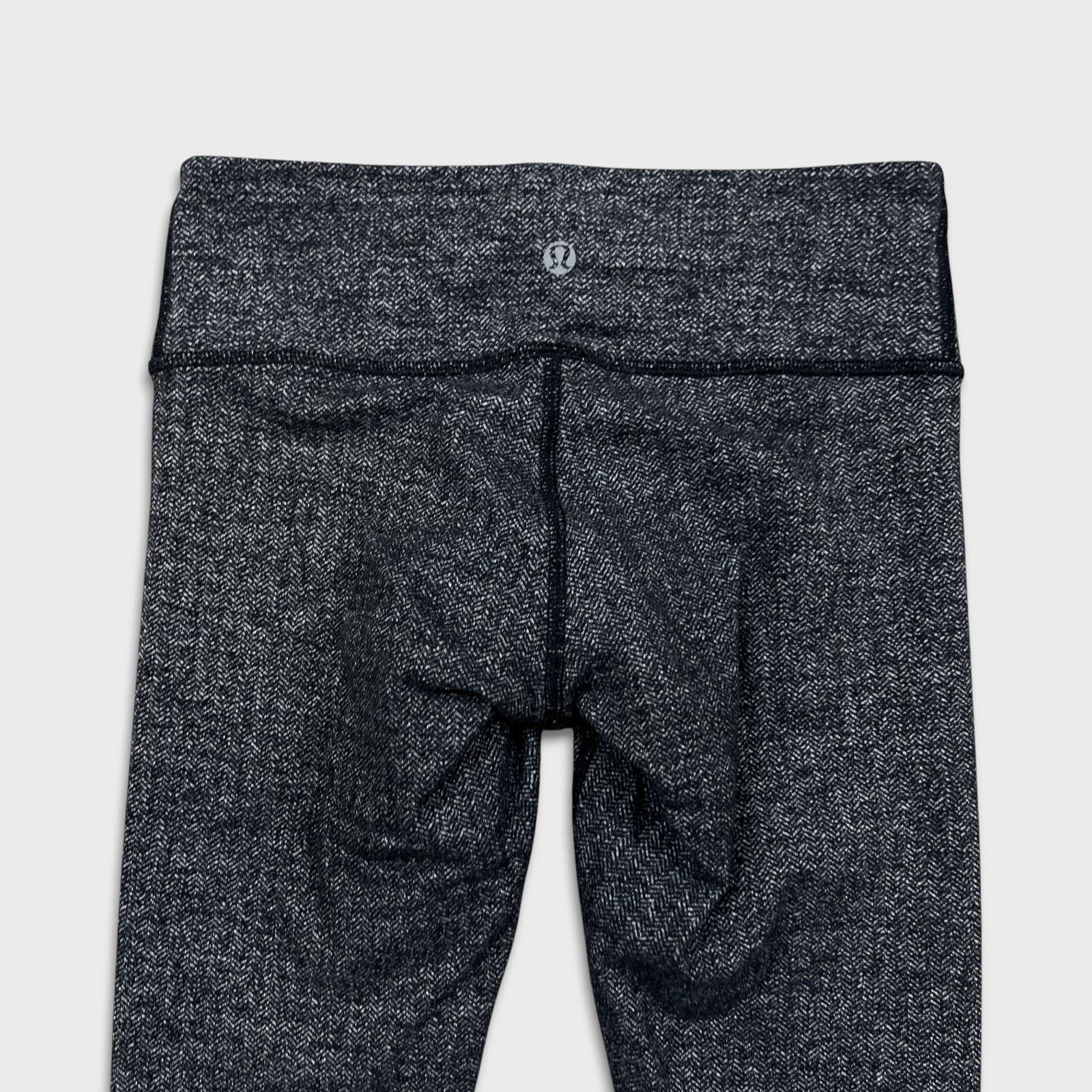 Lululemon Lululemon Wunder Under Tight *28" Yoga Leggings Pilates Pant Size 27" / US 4 / IT 40 - 5 Thumbnail