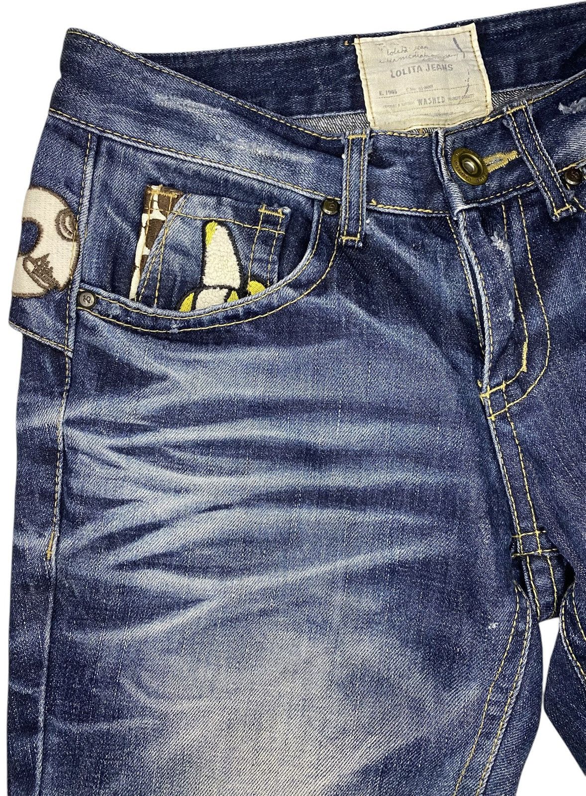Japanese Brand Distressed Yoshitomo Nara x Lolita Jeans Size US 29 - 6 Thumbnail
