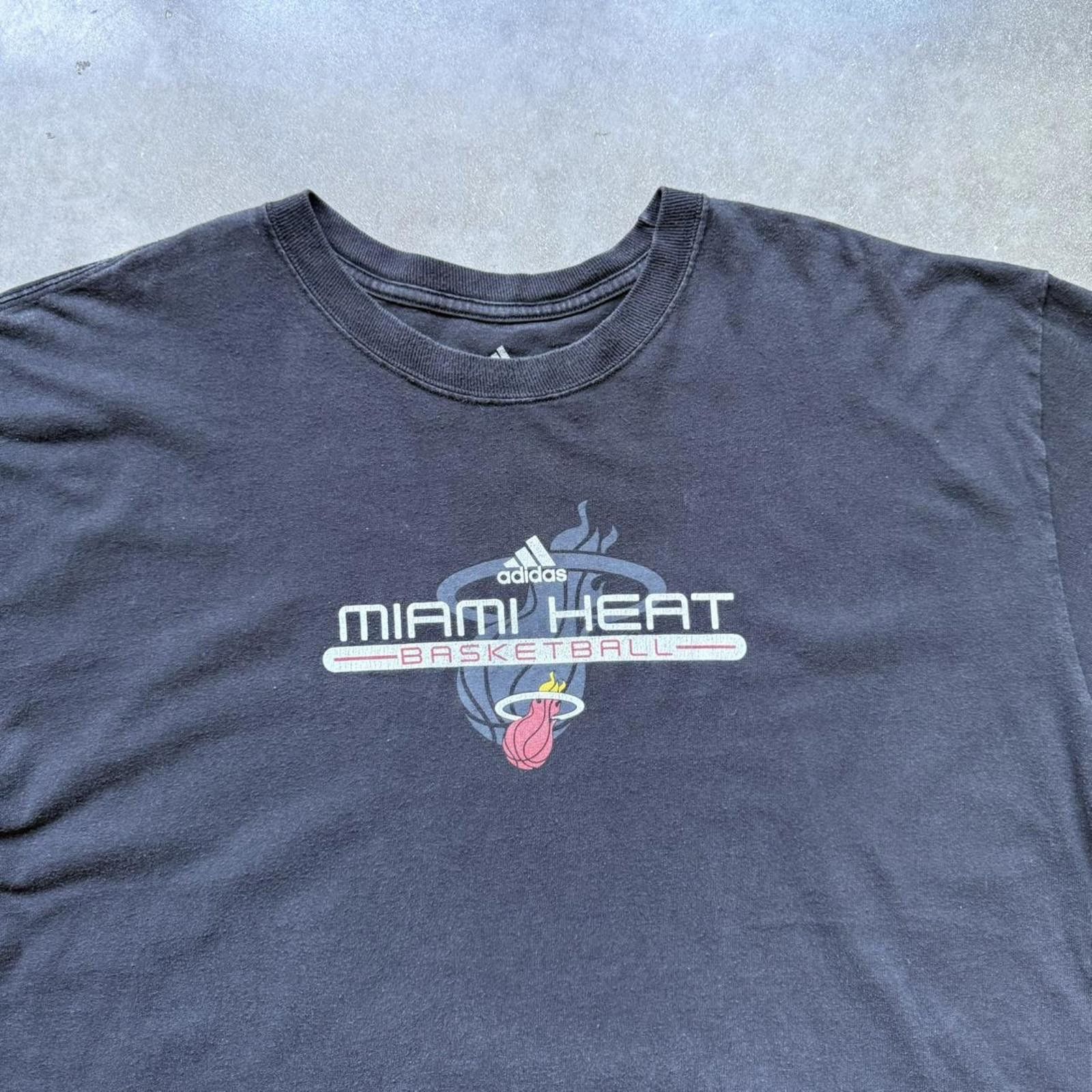 Adidas Adidas Authentic Miami Heat Basketball Sports Graphic Shirt Size US XXL / EU 58 / 5 - 3 Thumbnail