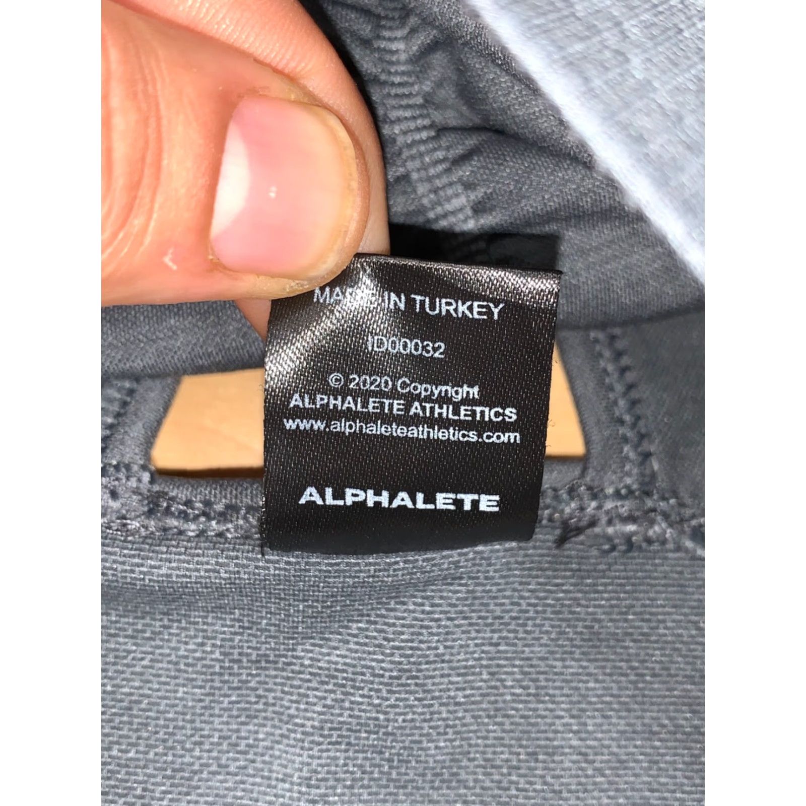 Vintage Alphalete RacERback Sports Bra Small Gray Activewear Gym Training Size ONE SIZE - 5 Thumbnail