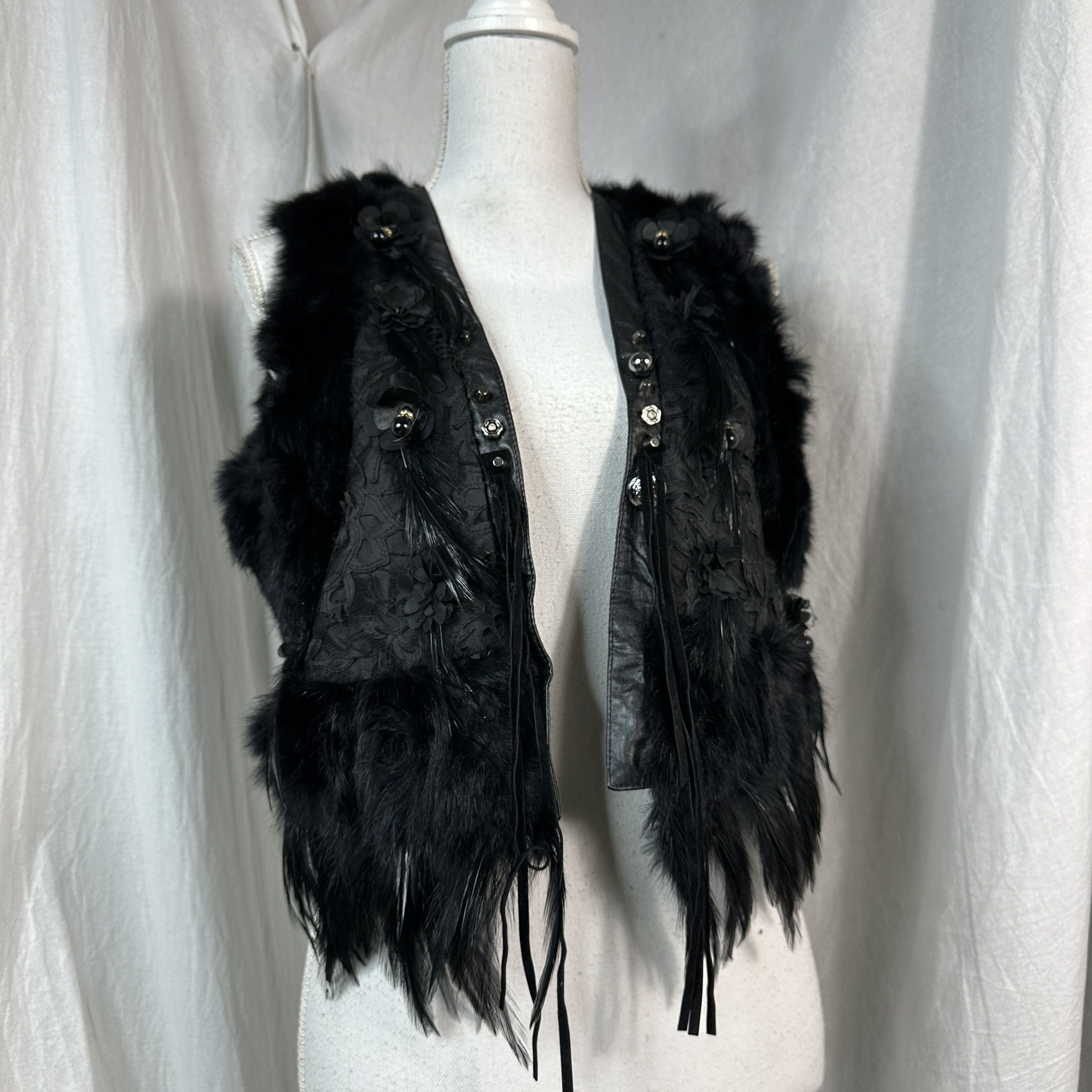 Vintage Vintage Avant Garde Fur & Feathers vest Size S / US 4 / IT 40 - 2 Thumbnail