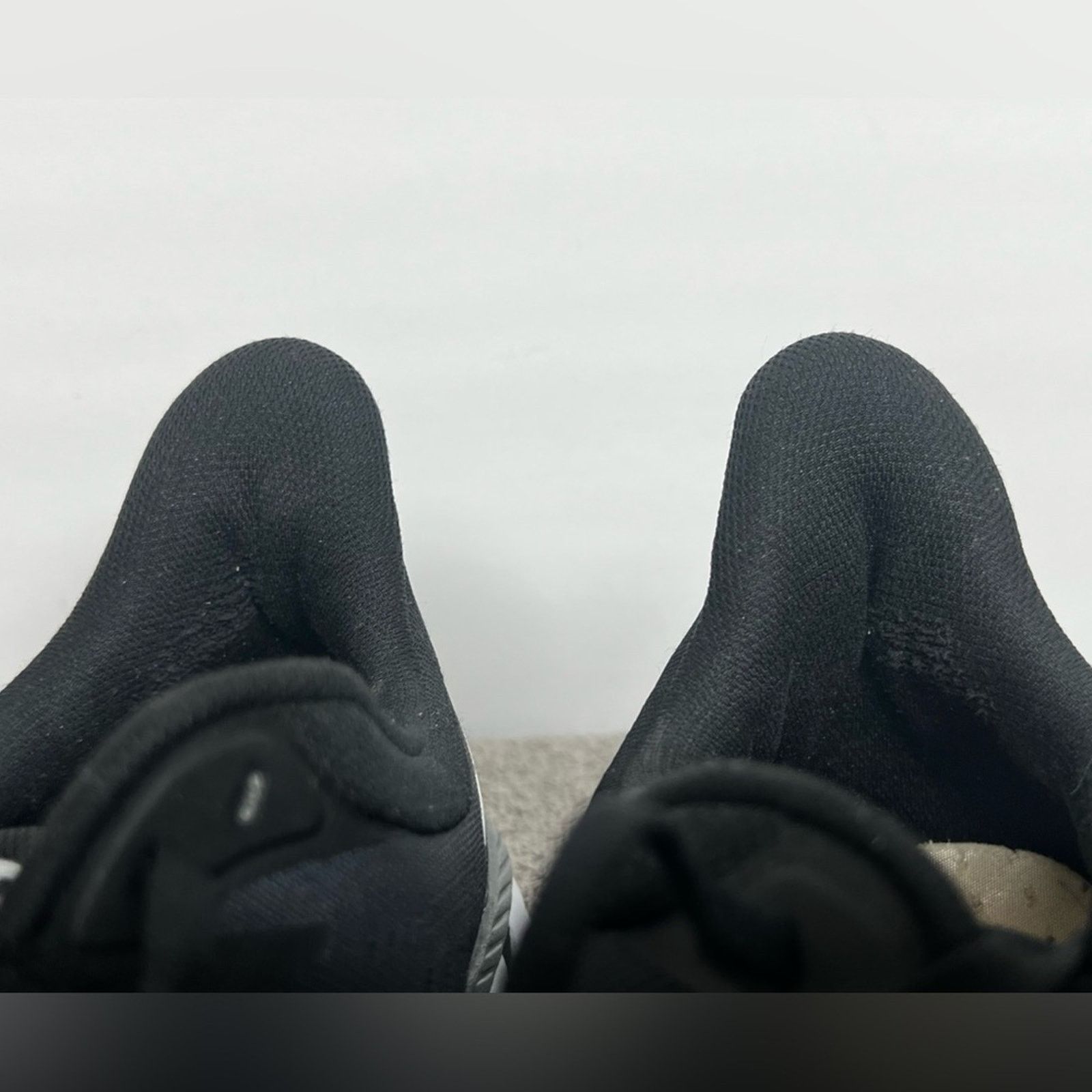 Hoka Hoka One One Mens Clifton 7 Black Running Shoes 10.5 2E WIDE Size US 10.5 / EU 43-44 - 12 Thumbnail