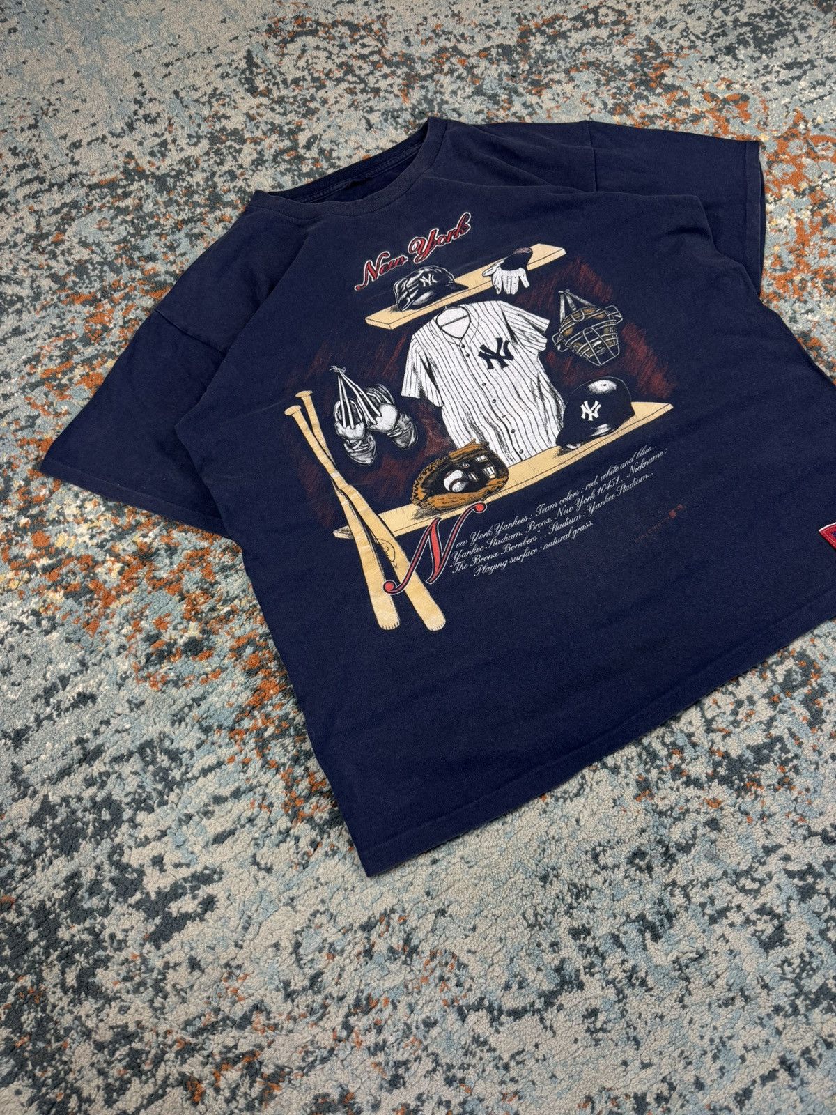 Vintage Vintage 1991 MLB Nutmeg New York Yankees graphic tee USA 90s Size US XL / EU 56 / 4 - 3 Thumbnail