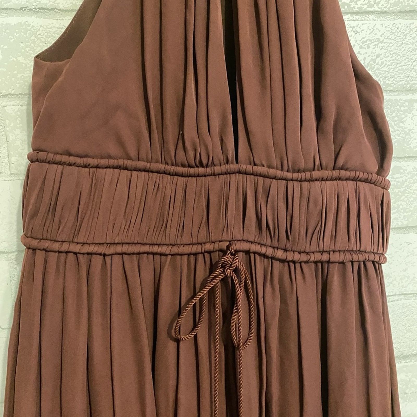 Cinq a Sept Cinq a Sept $380 Silk Lotus Dress In Rum Raisin XS EUC Size XS / US 0-2 / IT 36-38 - 9 Thumbnail