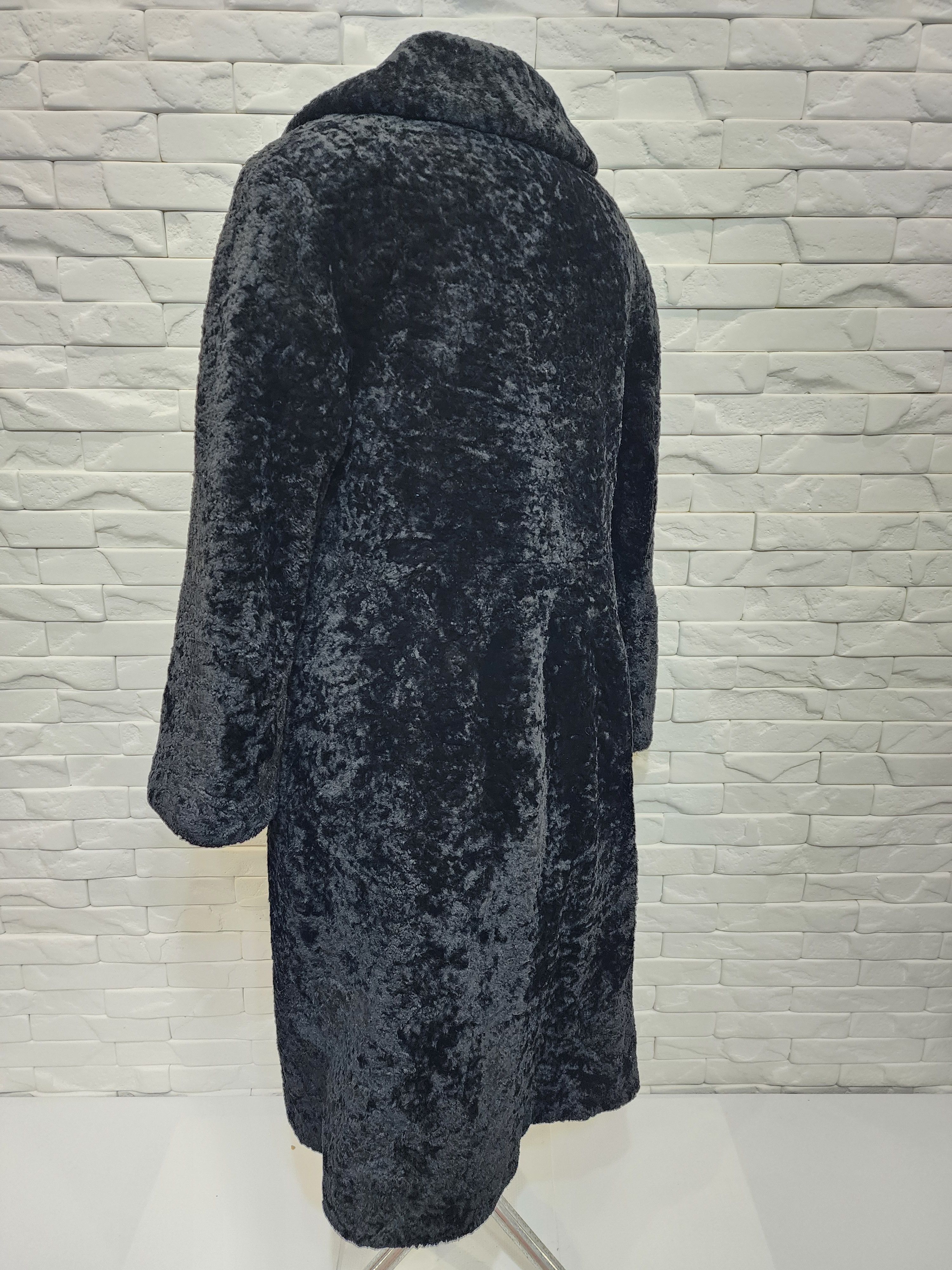 Other Black warm women's sheepskin coat. Size L / US 10 / IT 46 - 6 Thumbnail