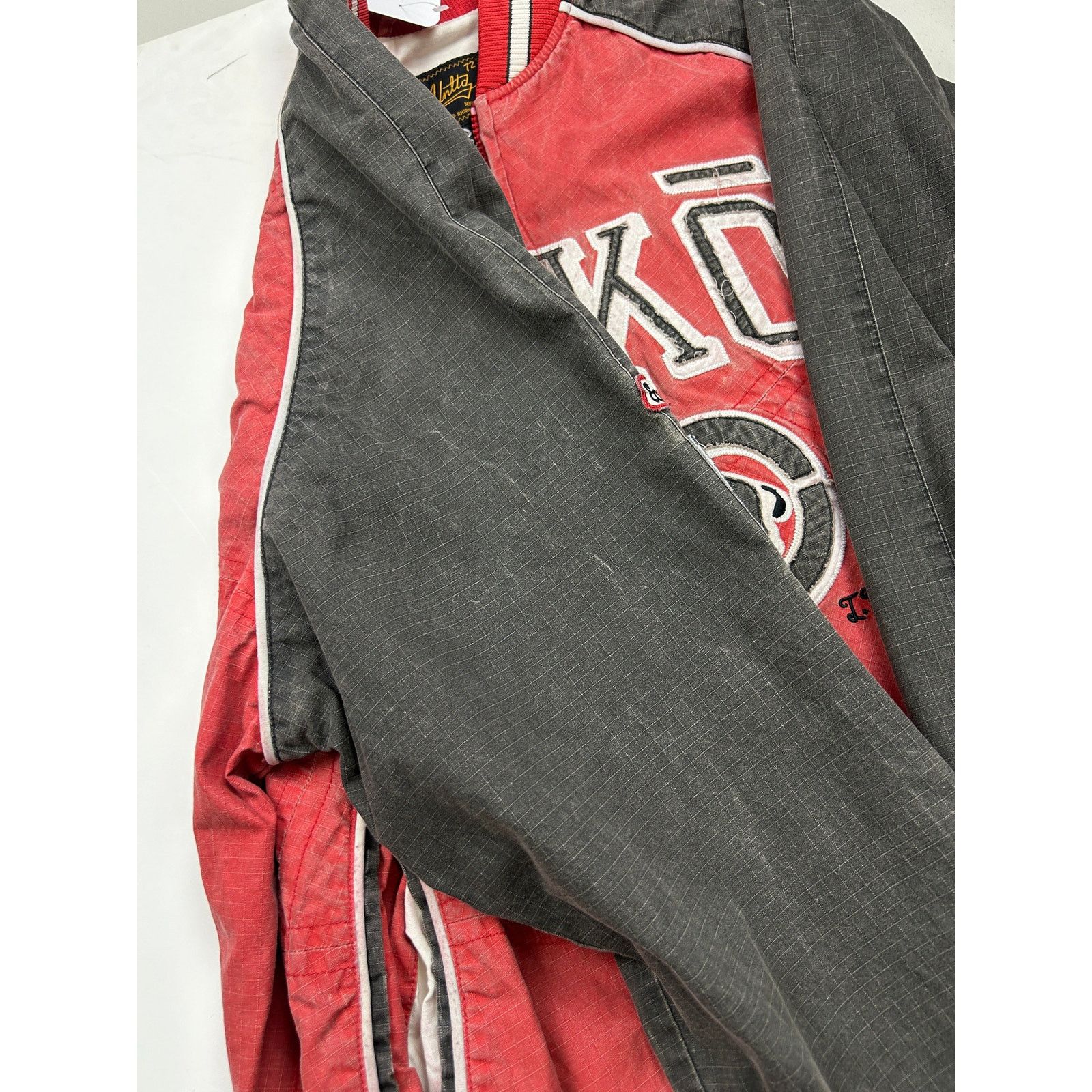 Vintage Vintage Y2K Ekko UNLTD Logo Two Tone Bomber Jacket L Size US L / EU 52-54 / 3 - 5 Thumbnail