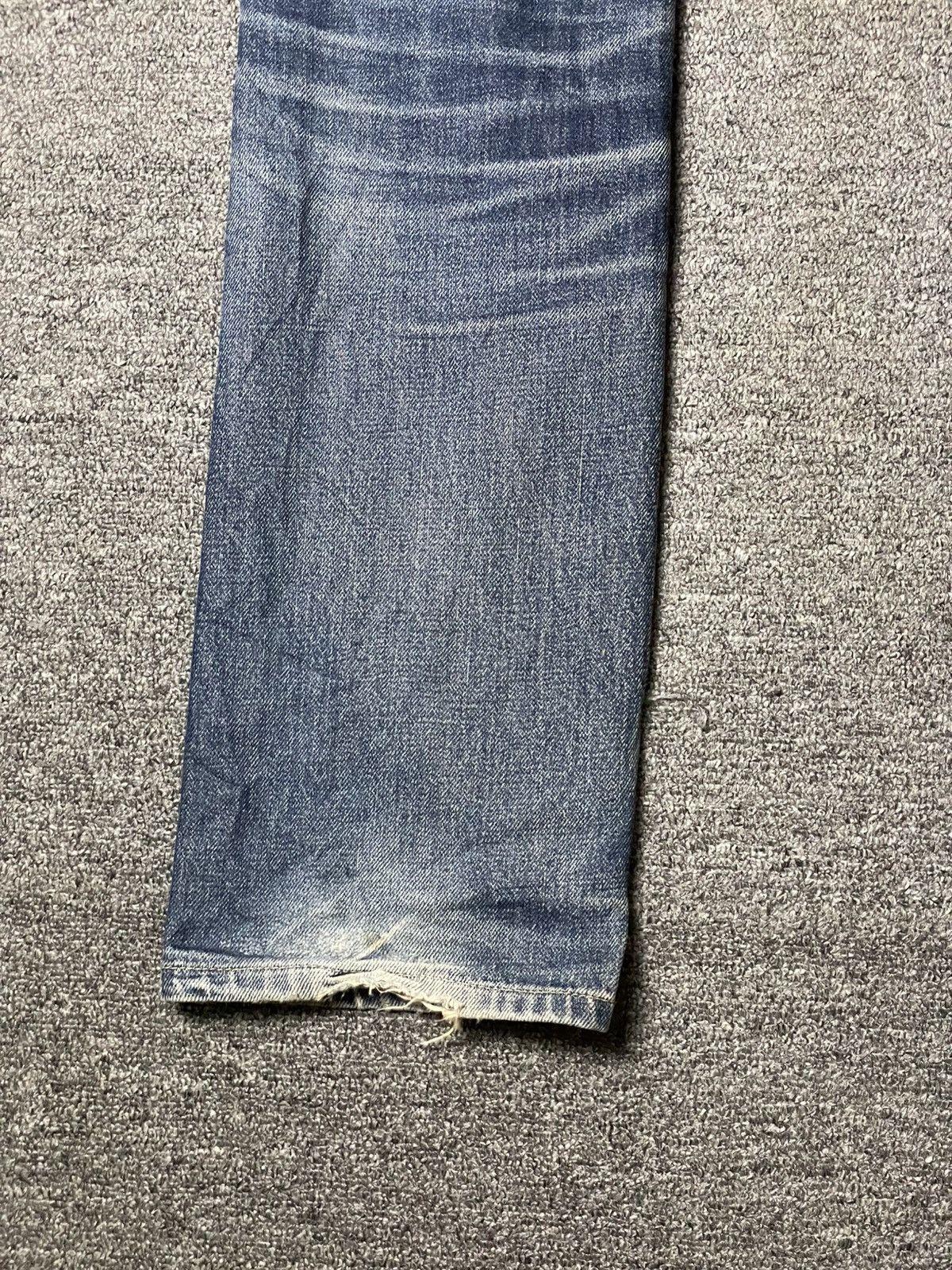 Japanese Brand × Uniqlo UNIQLO Distressed Denim Ripped Jeans (93) Size US 32 / EU 48 - 13 Thumbnail