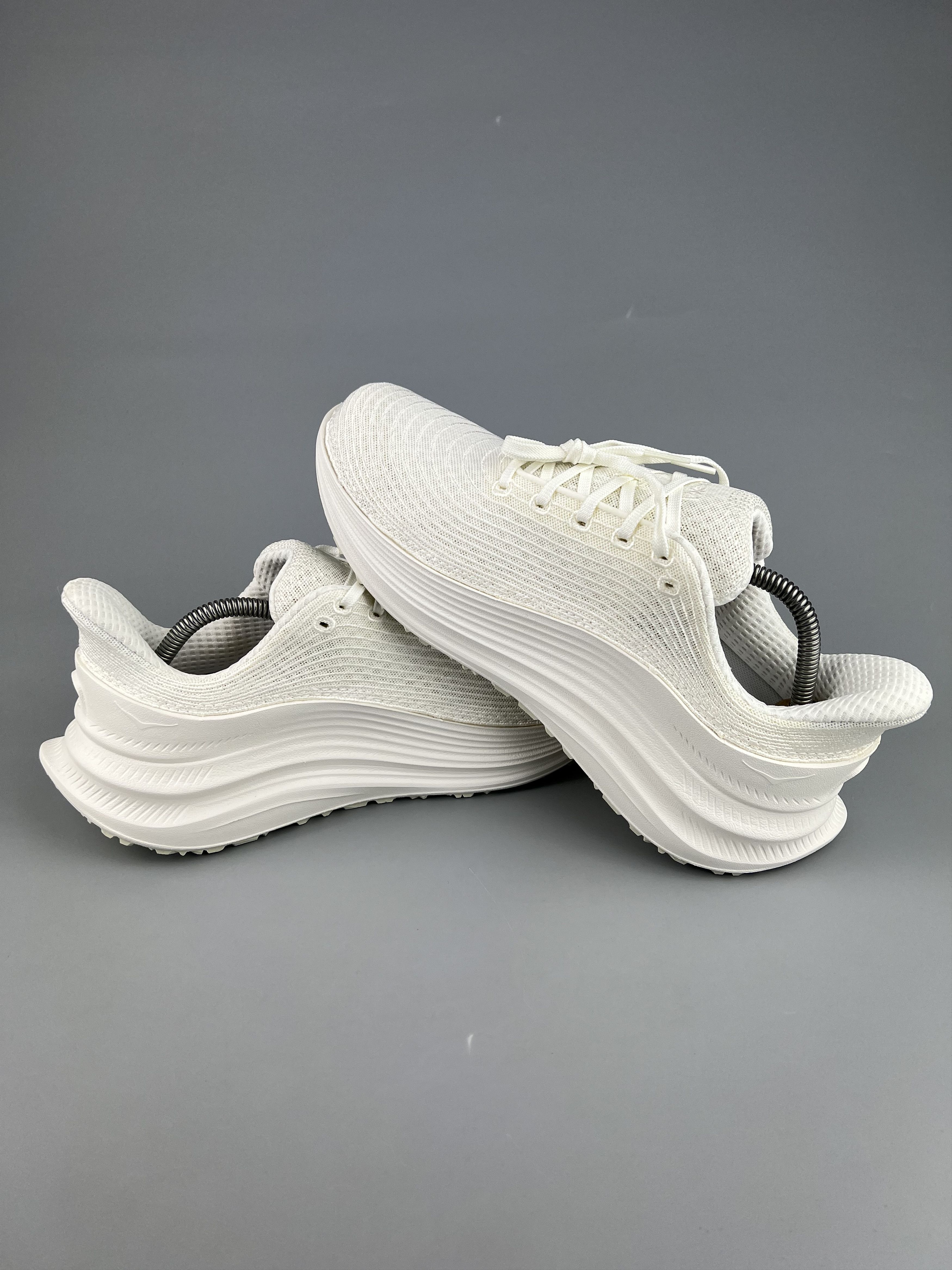 Hoka Hoka One One U Thoughtful Creation White Sneakers Size US 9.5 / IT 39.5 - 5 Thumbnail