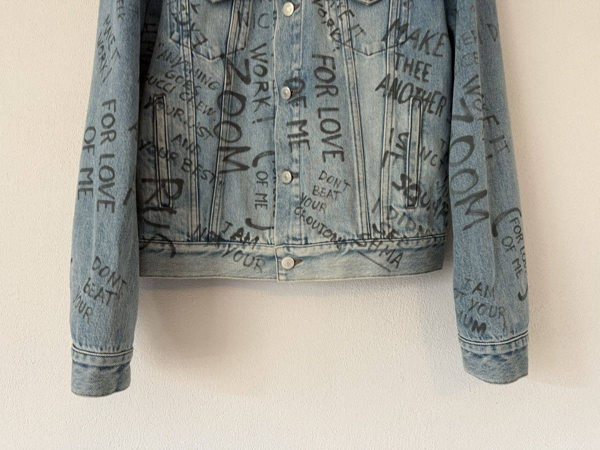 Gucci Graffiti Denim Jacket with Leopard Print Collar Size US M / EU 48-50 / 2 - 4 Thumbnail