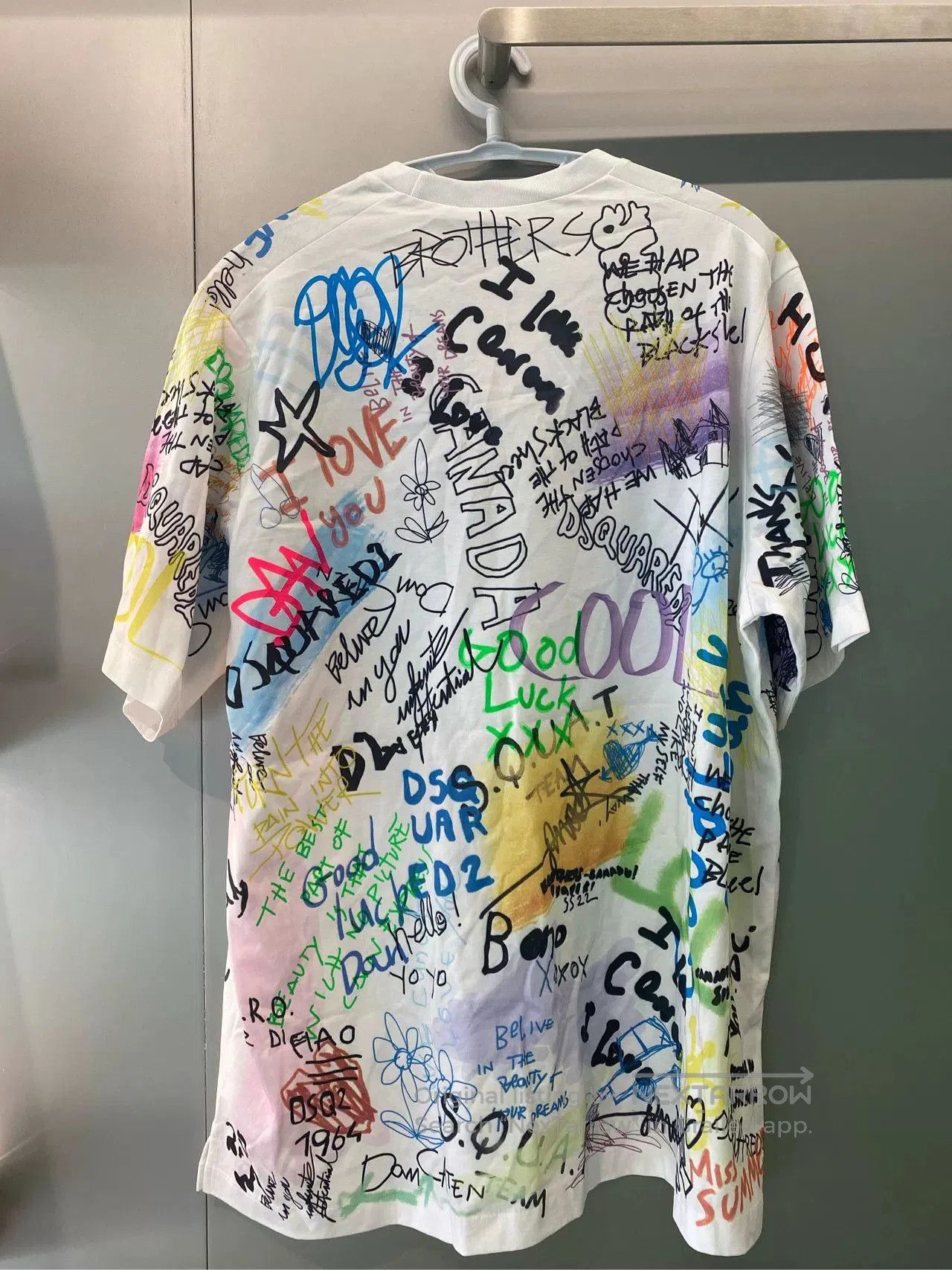 Dsquared2 dsquared2 graffiti print short sleeve t-shirt. Size US L / EU 52-54 / 3 - 3 Thumbnail
