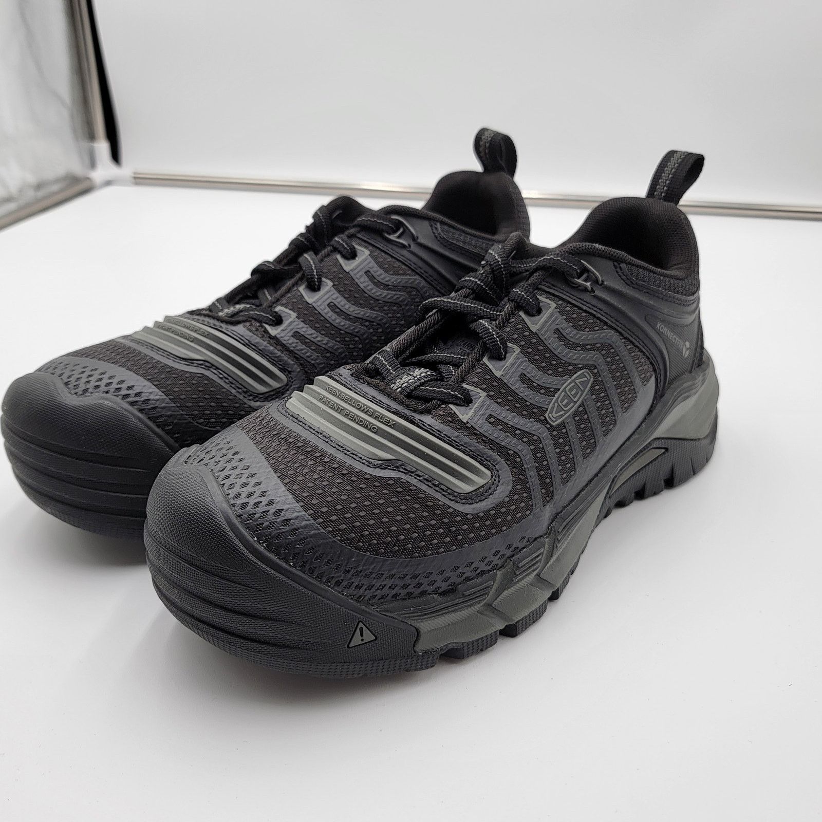 KEEN Keen Utility Kansas City KBF Men Shoes Black Comp Toe Sz 8EE Size US 8 / EU 41 - 1 Thumbnail