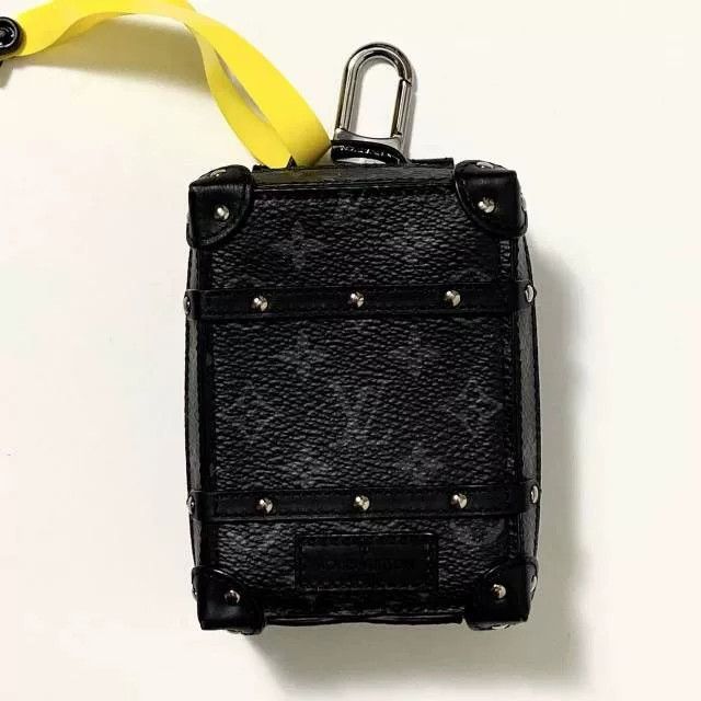 Louis Vuitton LV Black Monogram Virgil Keychain Wallet Size ONE SIZE - 1 Thumbnail