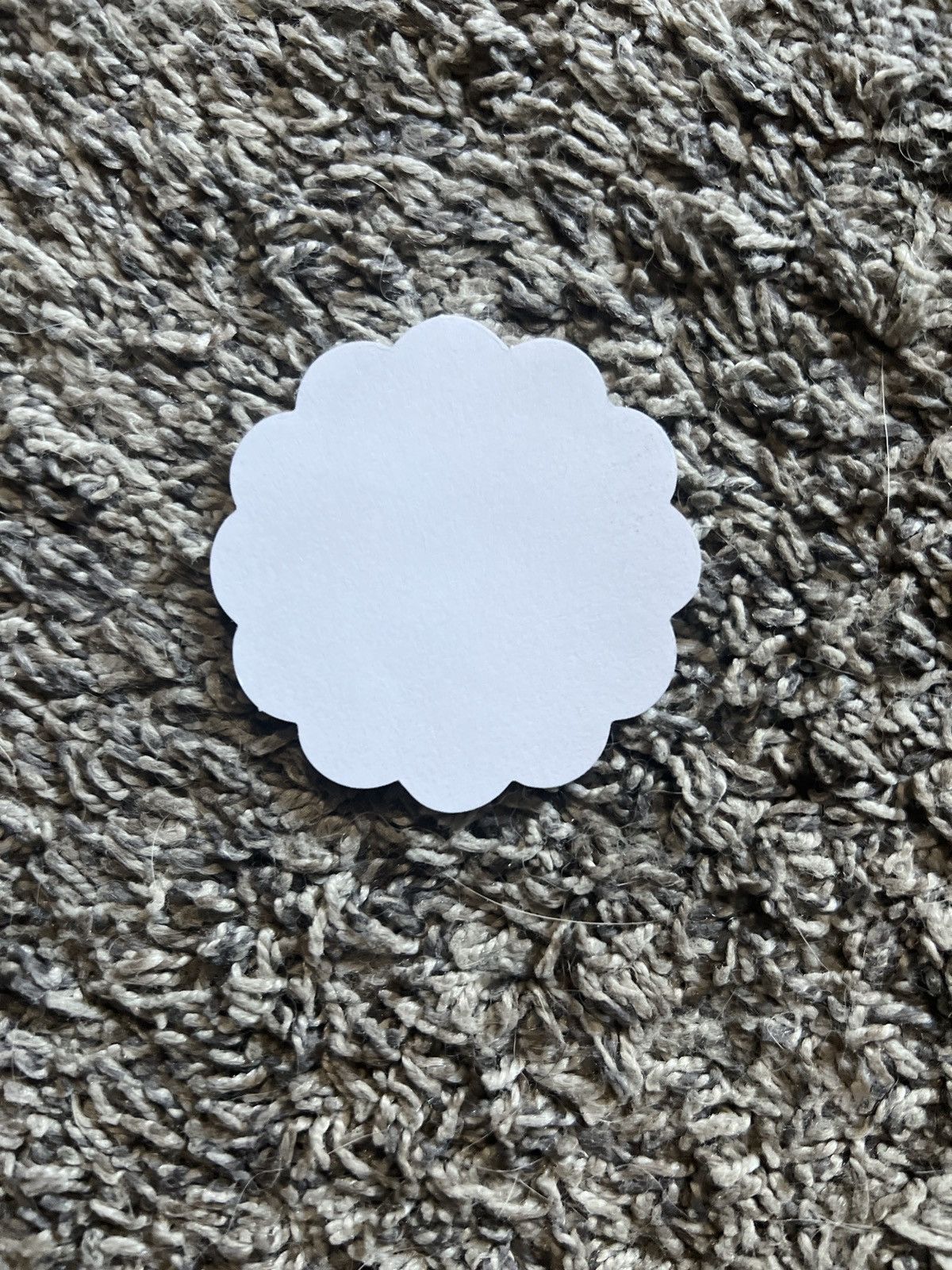 Takashi Murakami Takashi Murakami Smiling Flower Sticker Size ONE SIZE - 2 Thumbnail