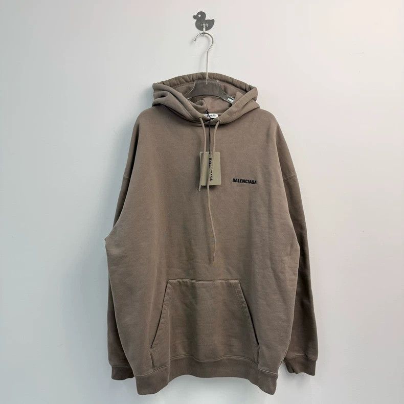 Balenciaga Balenciaga Balenciaga chest letter embroidered logo back lo Size US M / EU 48-50 / 2 - 1 Thumbnail